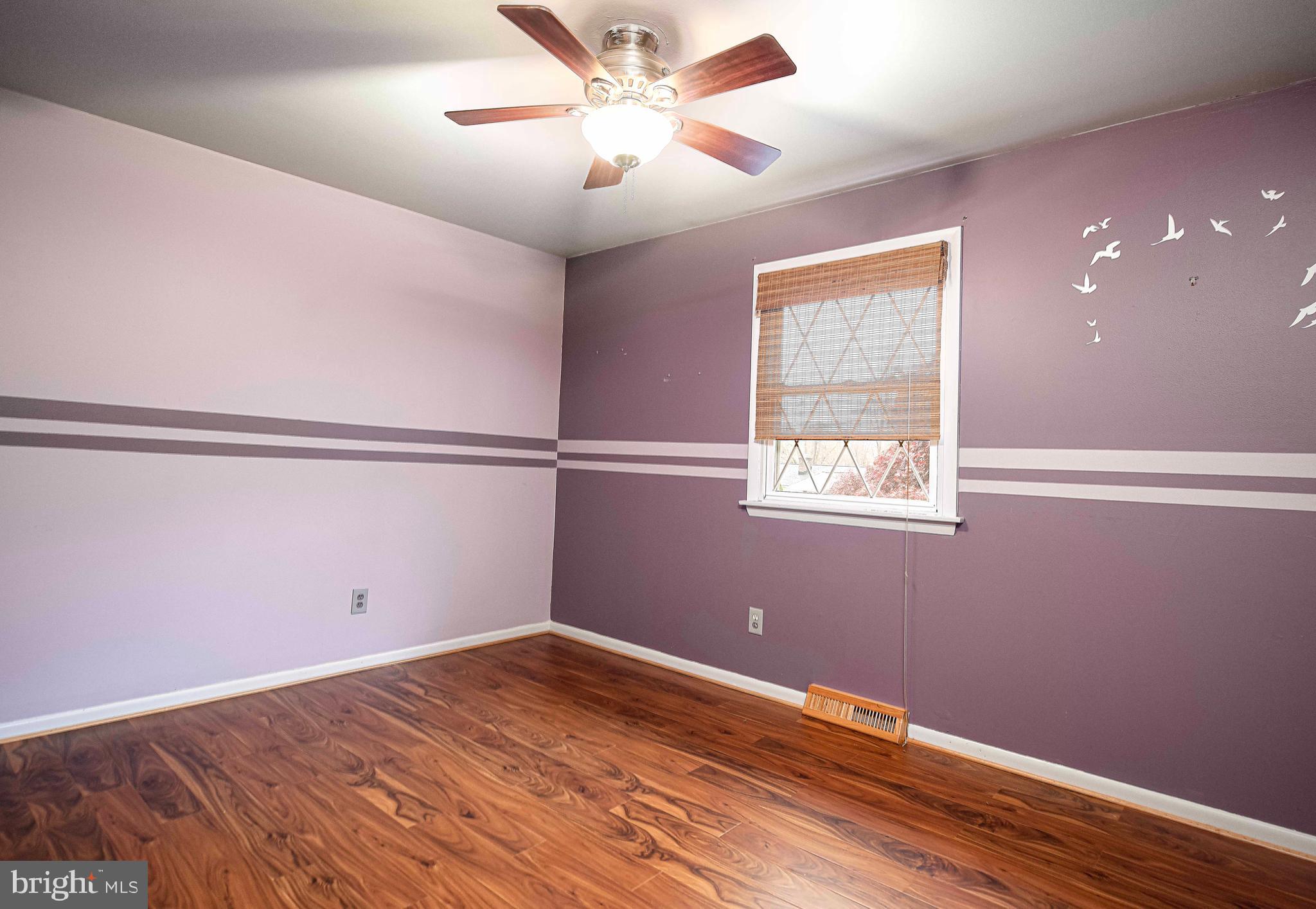 LAKESIDE VISTA - Residential