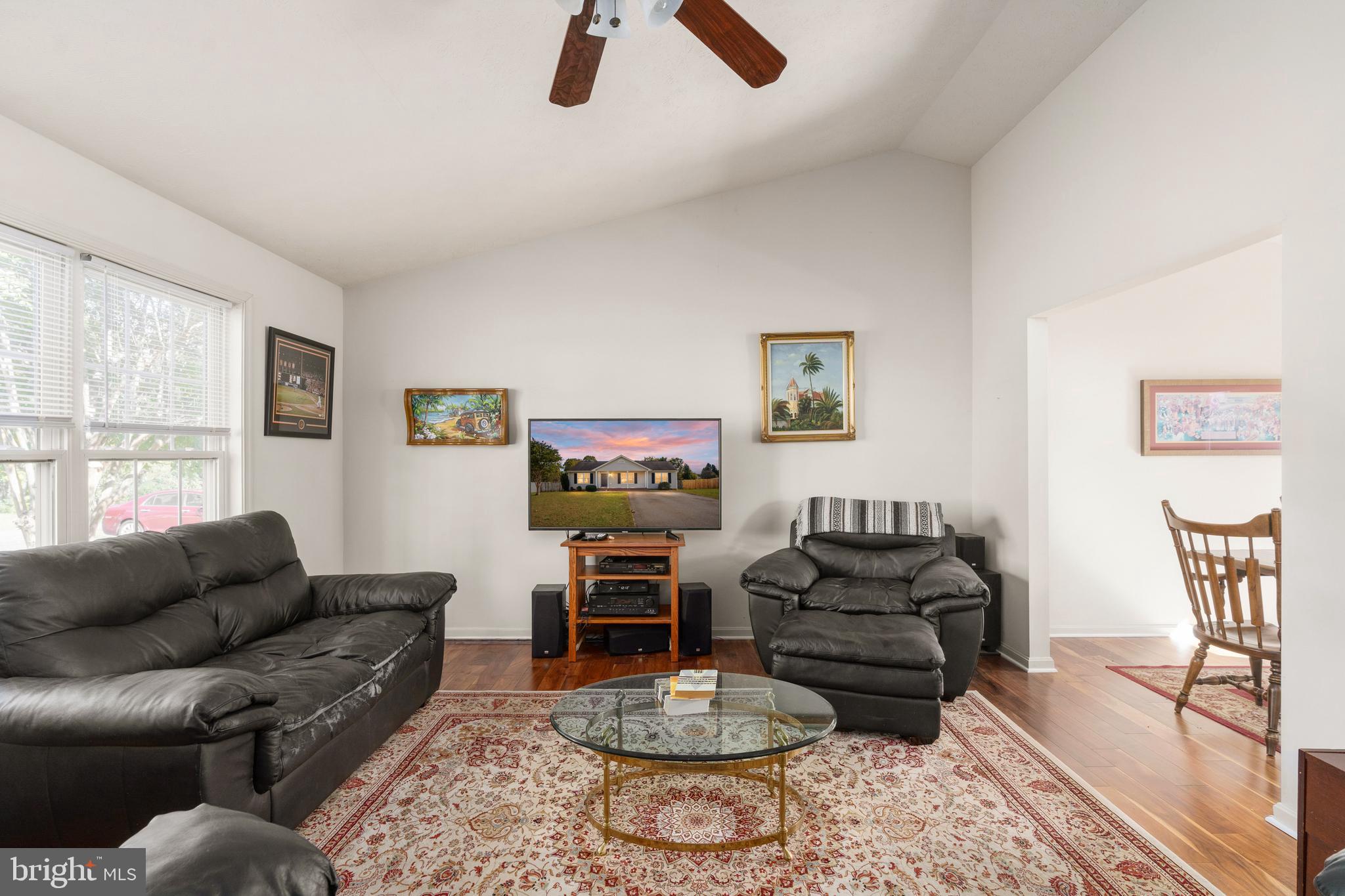 HAMILTONS CROSSING - Residential