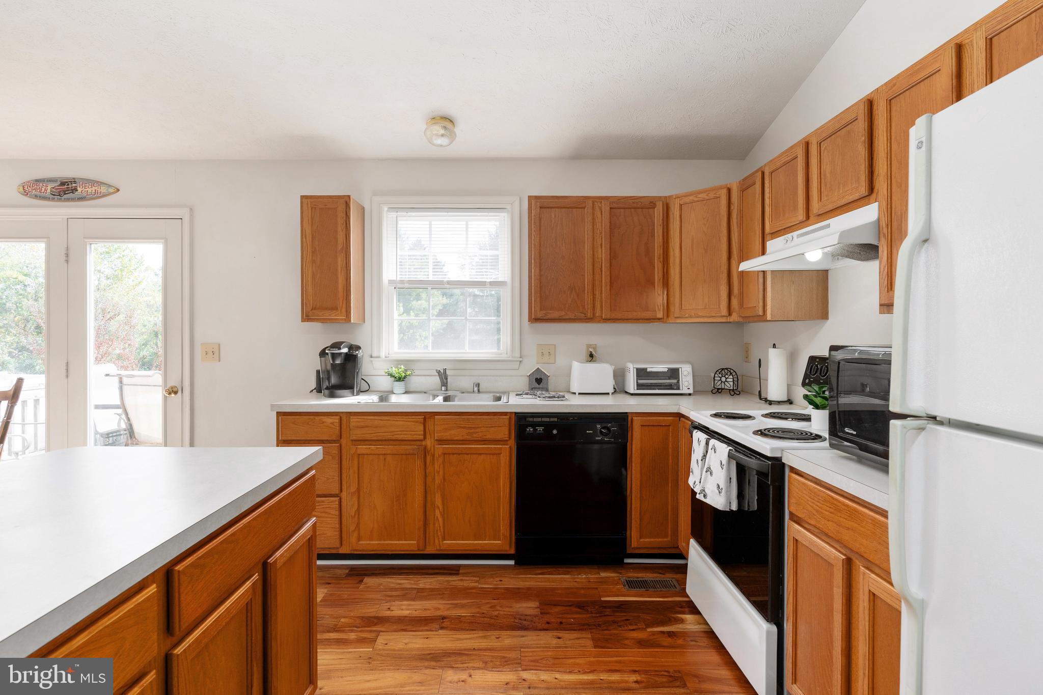 HAMILTONS CROSSING - Residential