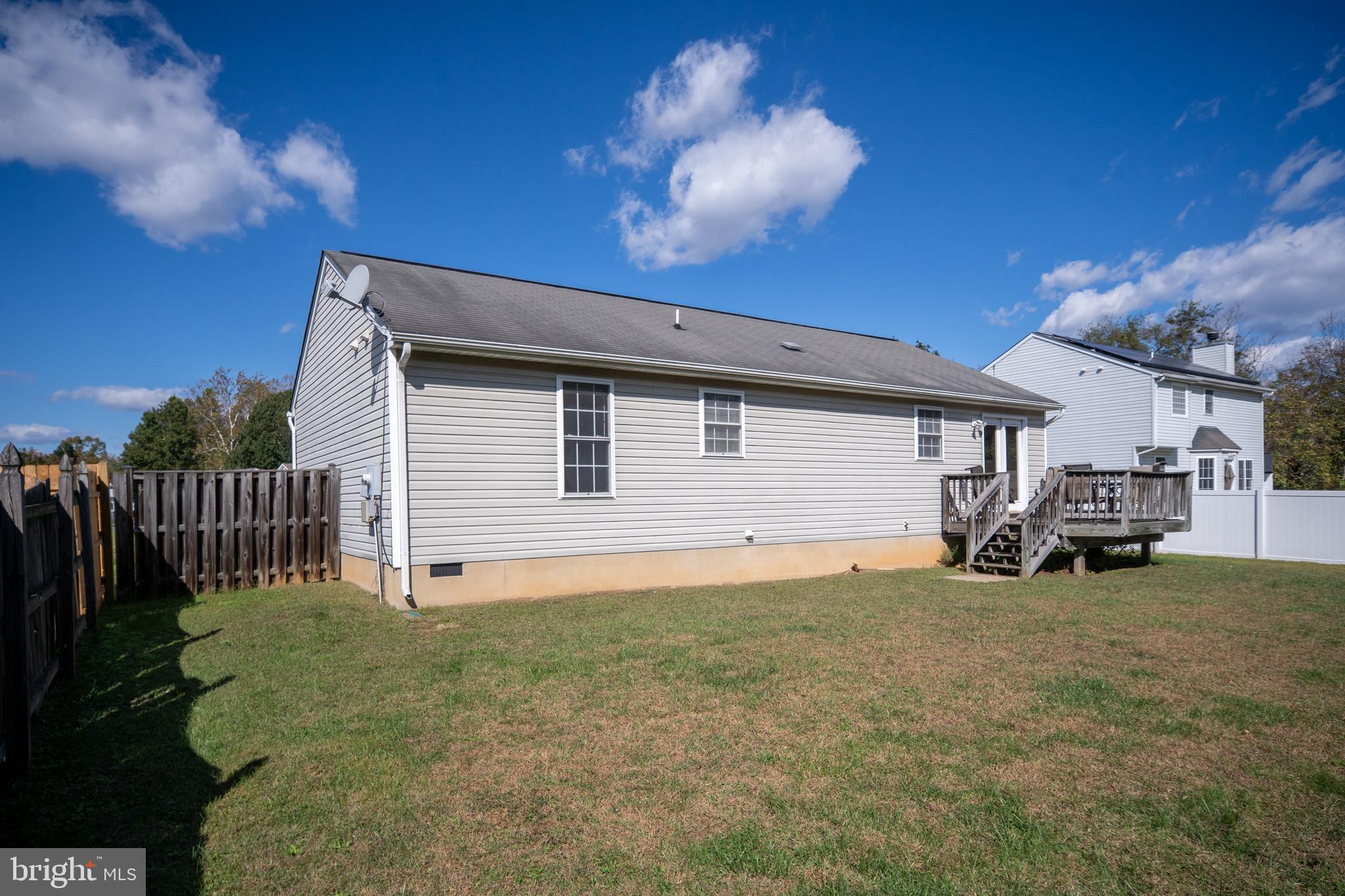 HAMILTONS CROSSING - Residential