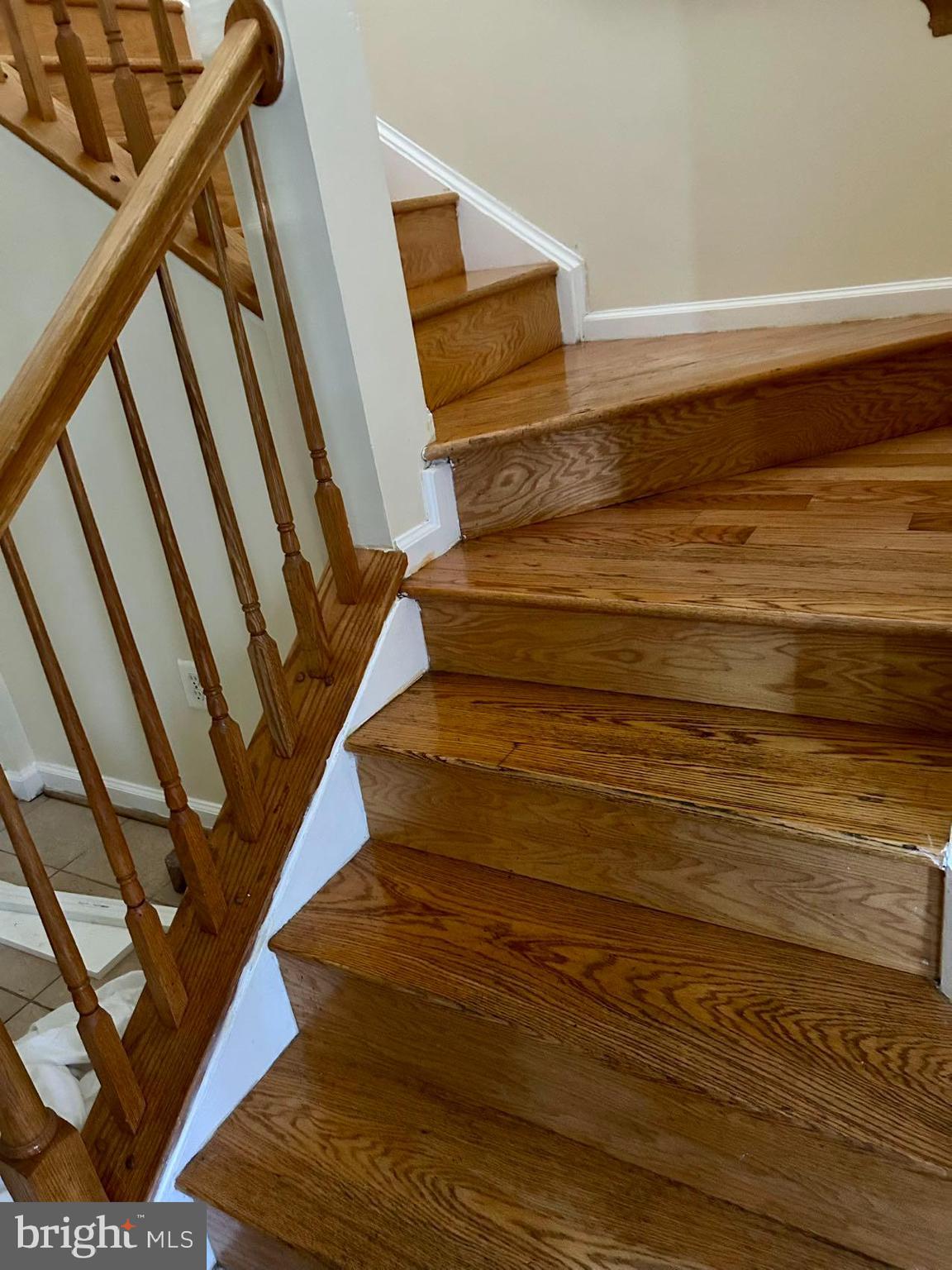 OVERLOOK - Residential Lease