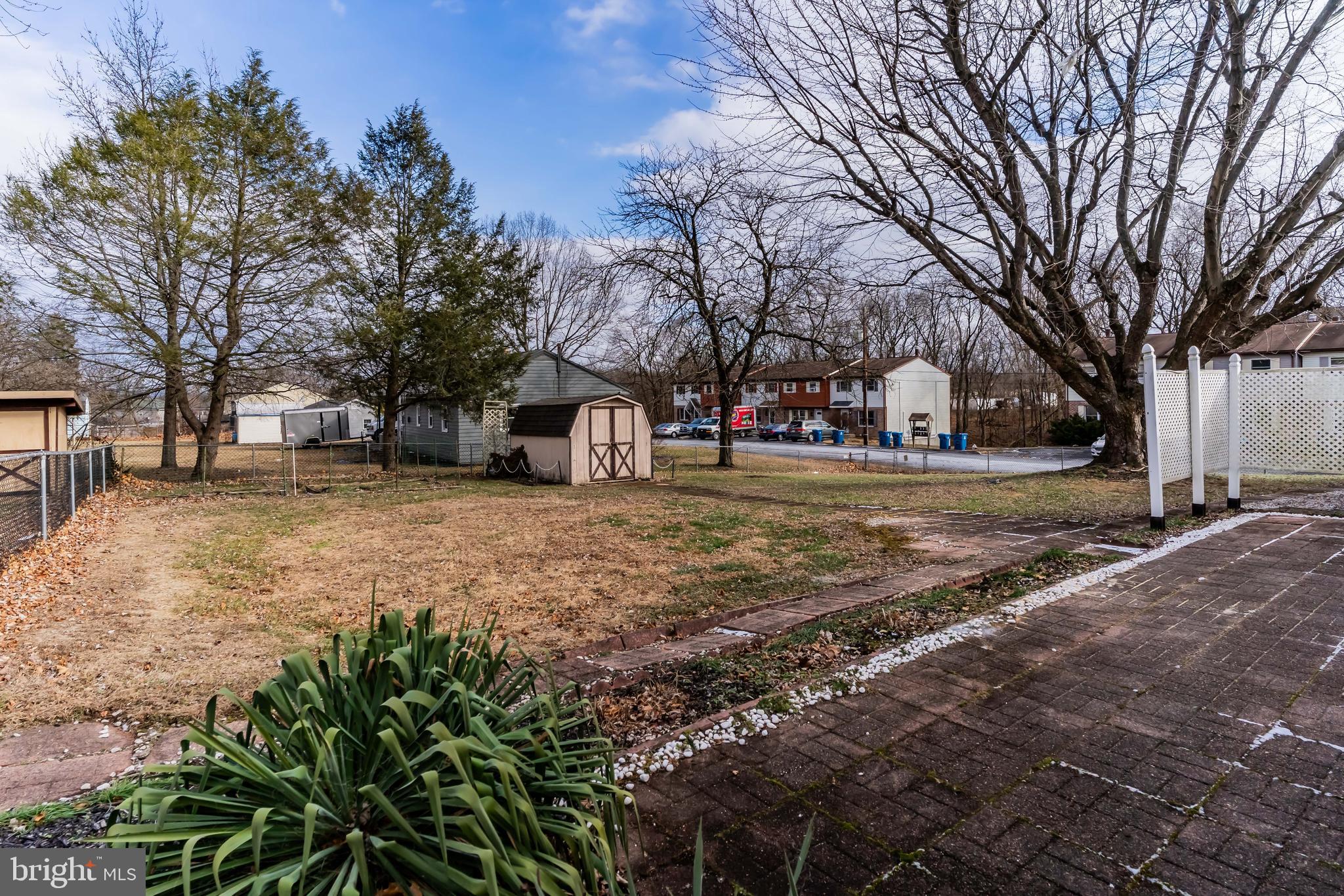 SCHLUSSER VILLAGE - Residential