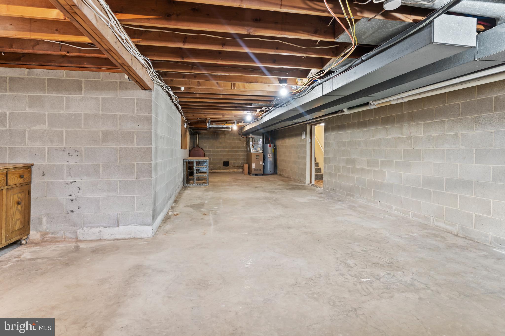 SCHLUSSER VILLAGE - Residential