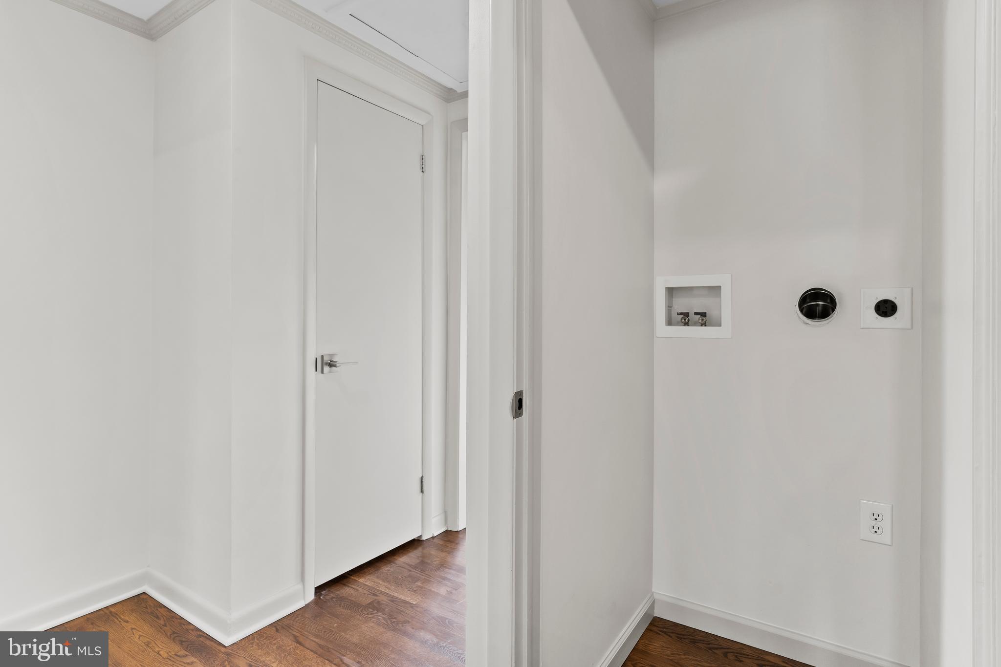 SCHLUSSER VILLAGE - Residential