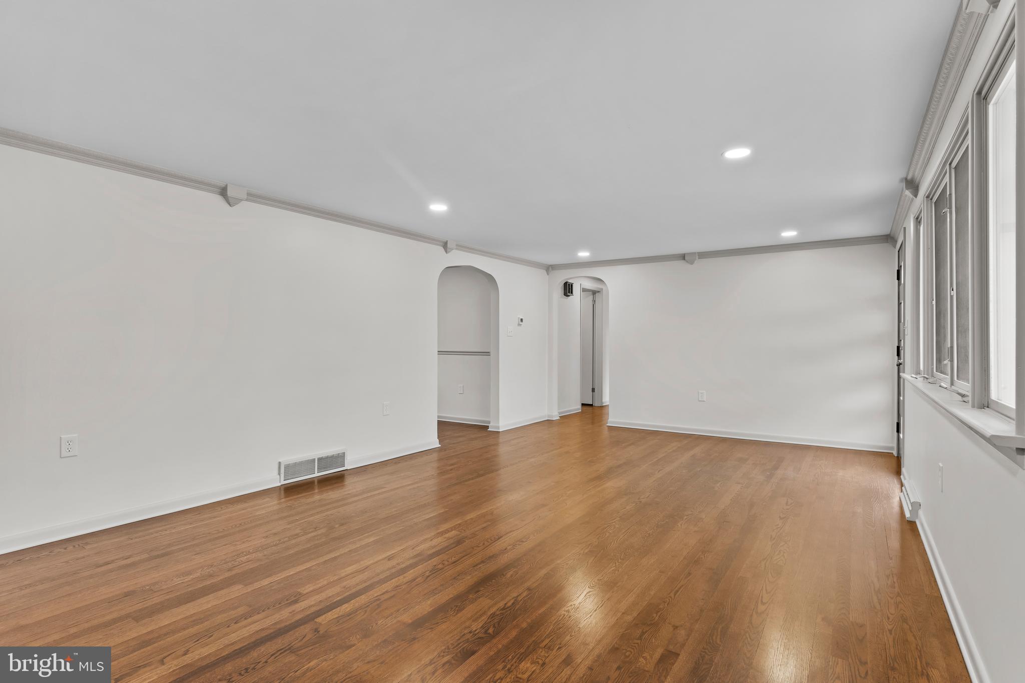 SCHLUSSER VILLAGE - Residential