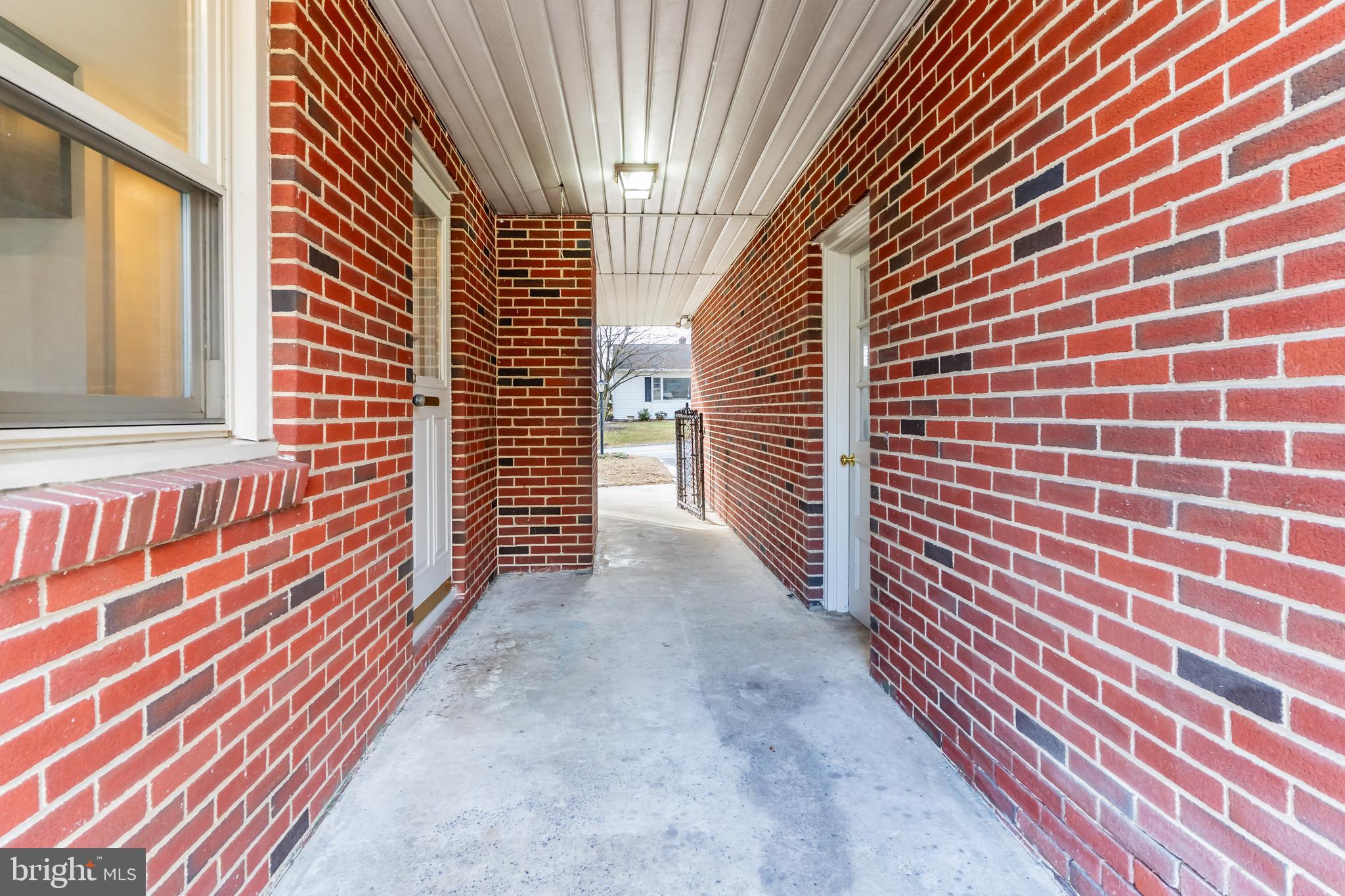 SCHLUSSER VILLAGE - Residential