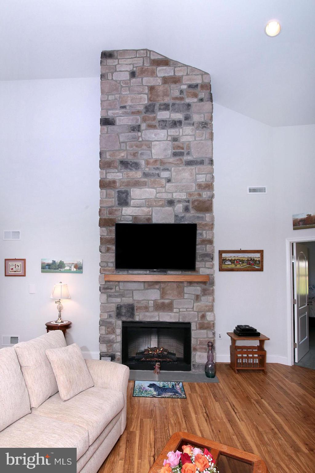 ALDEN PLACE - Residential