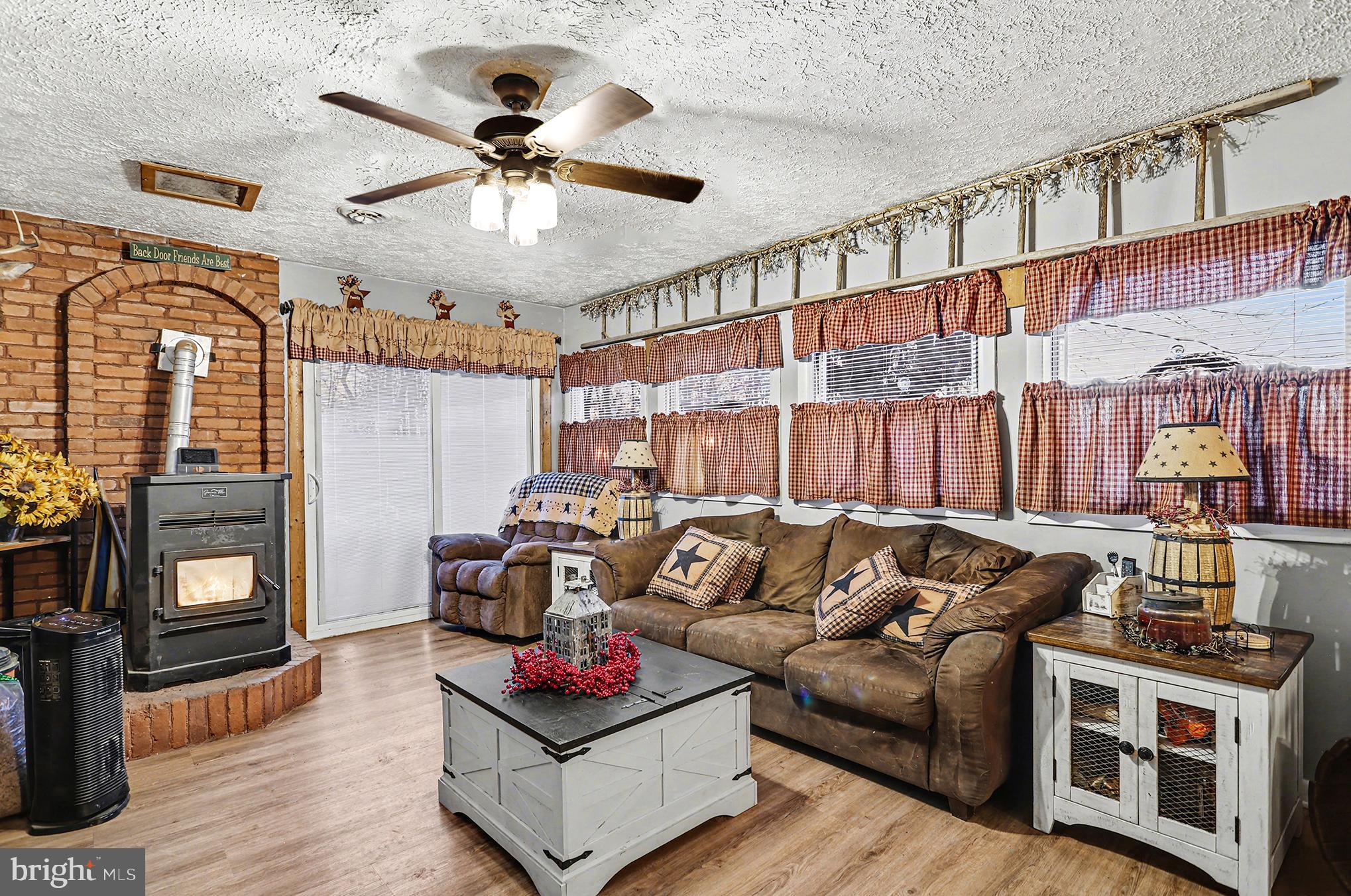 LITTLESTOWN - Residential