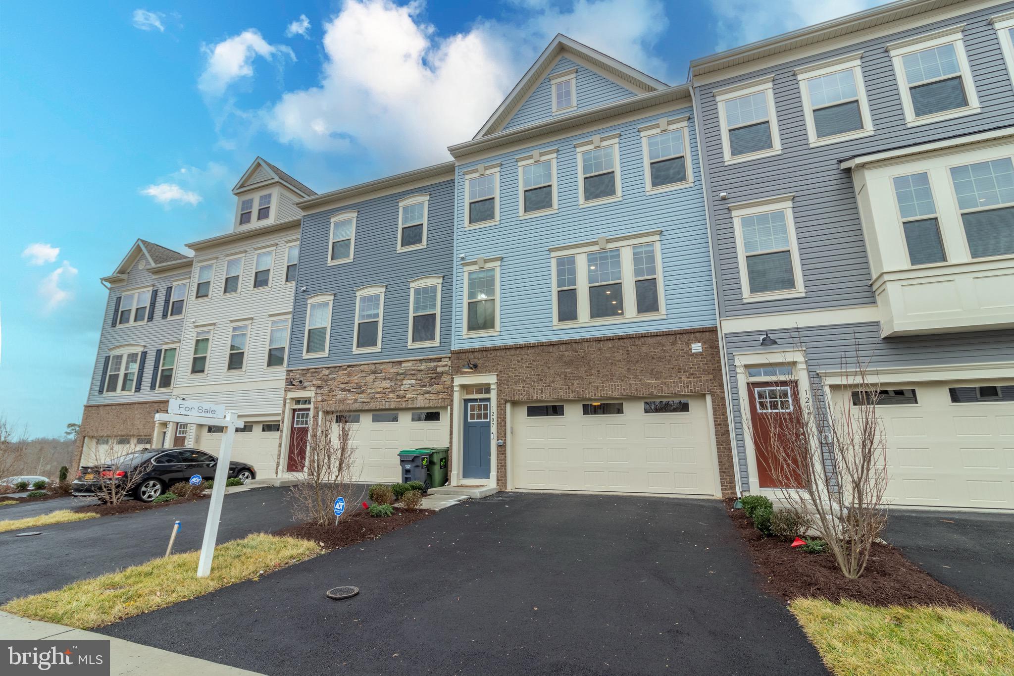 WHITSON WOODS - Residential