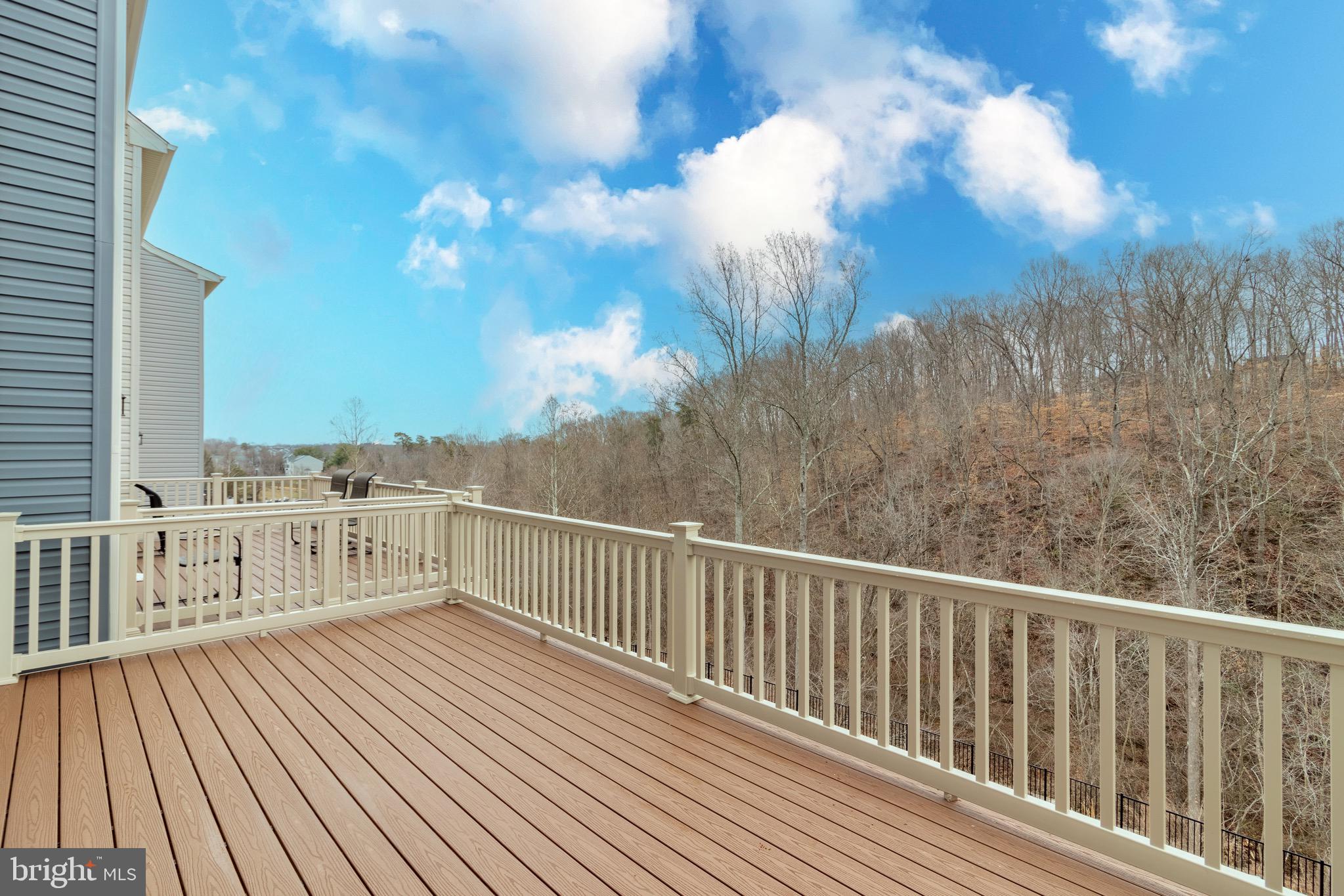 WHITSON WOODS - Residential