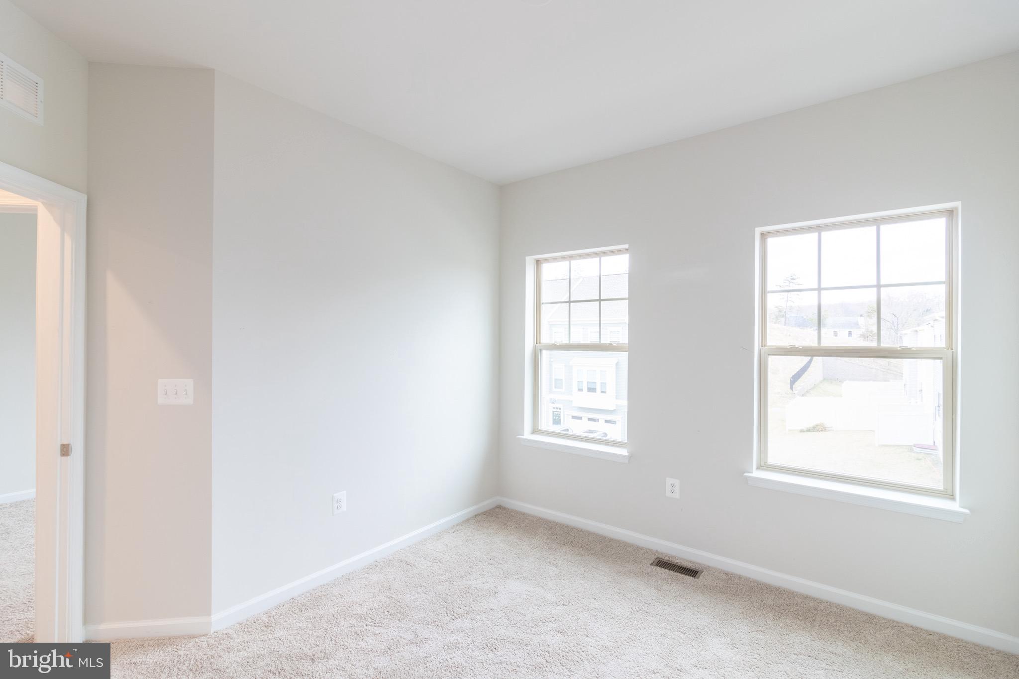 WHITSON WOODS - Residential