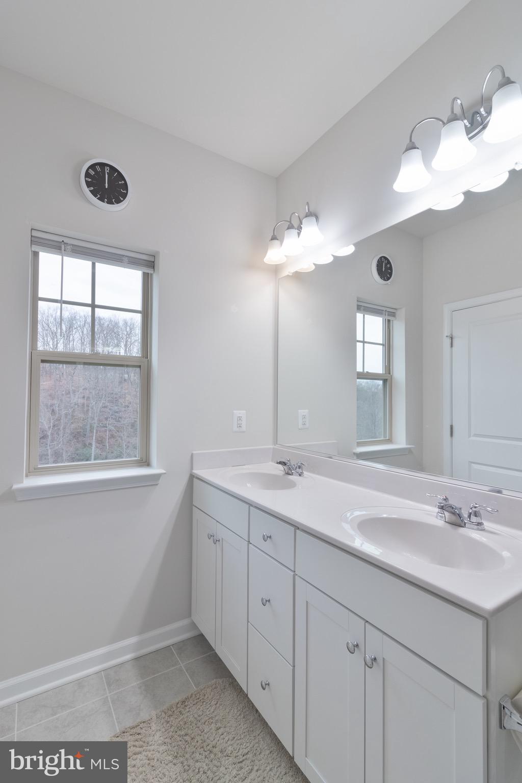 WHITSON WOODS - Residential