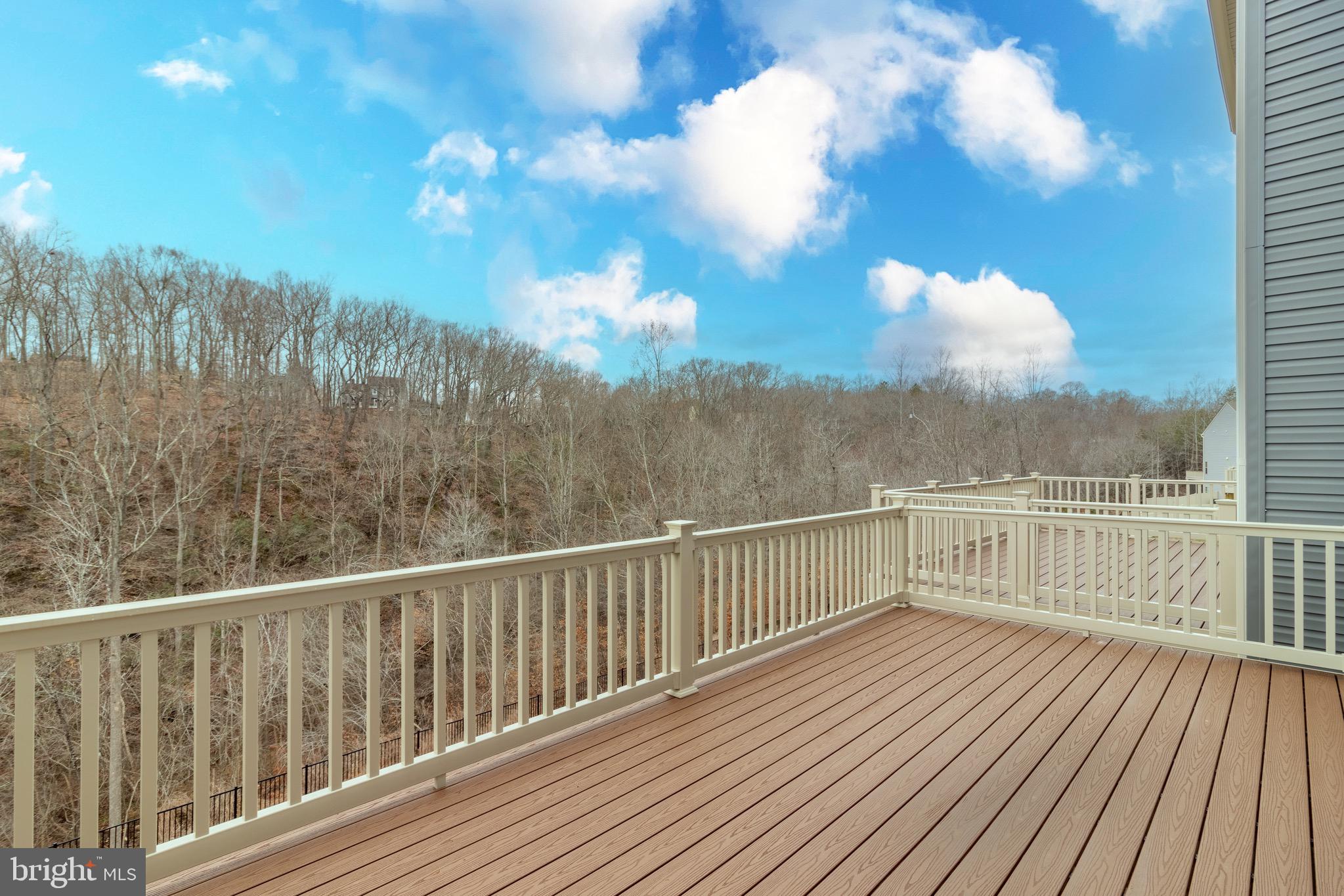 WHITSON WOODS - Residential