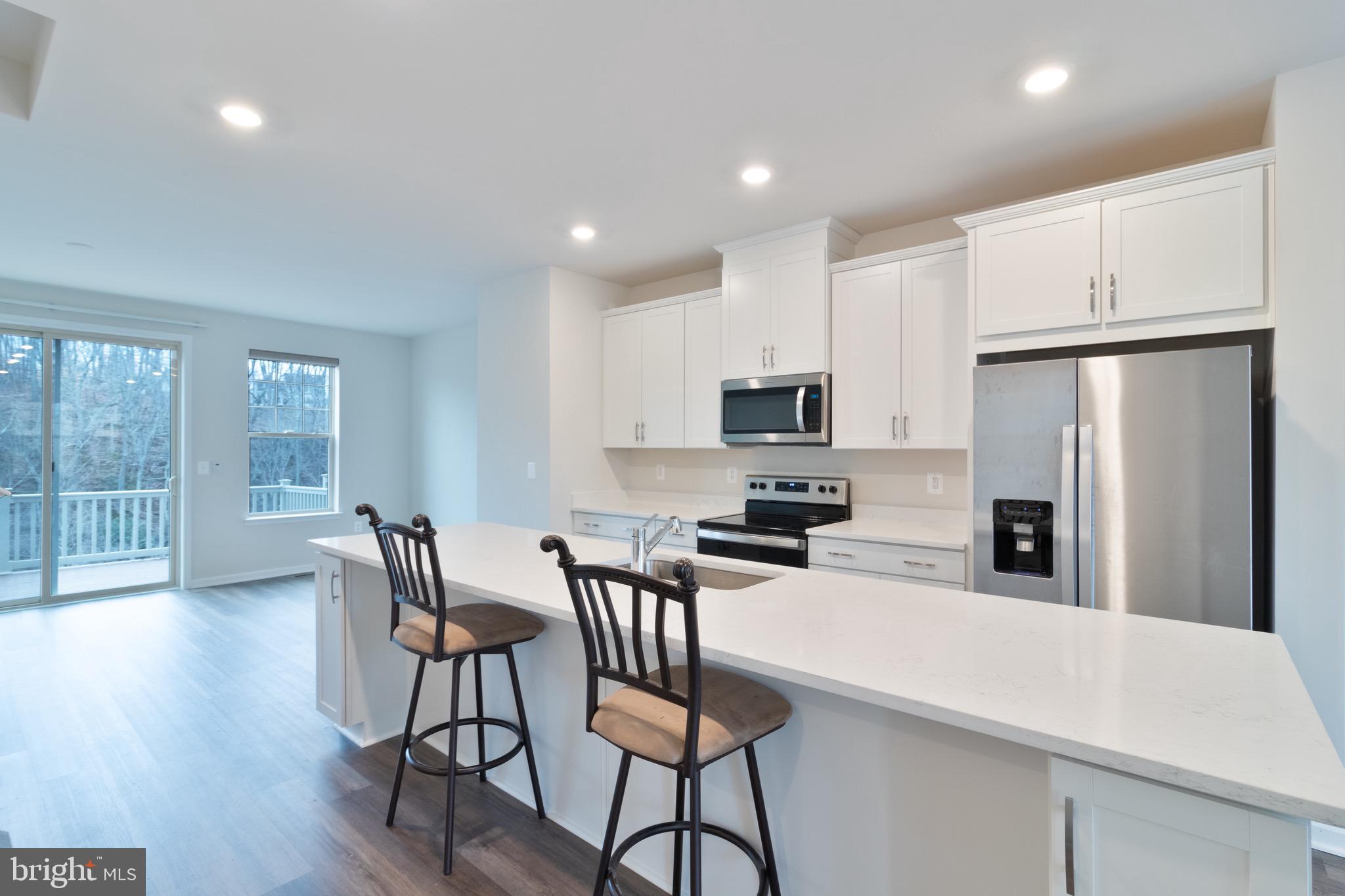 WHITSON WOODS - Residential