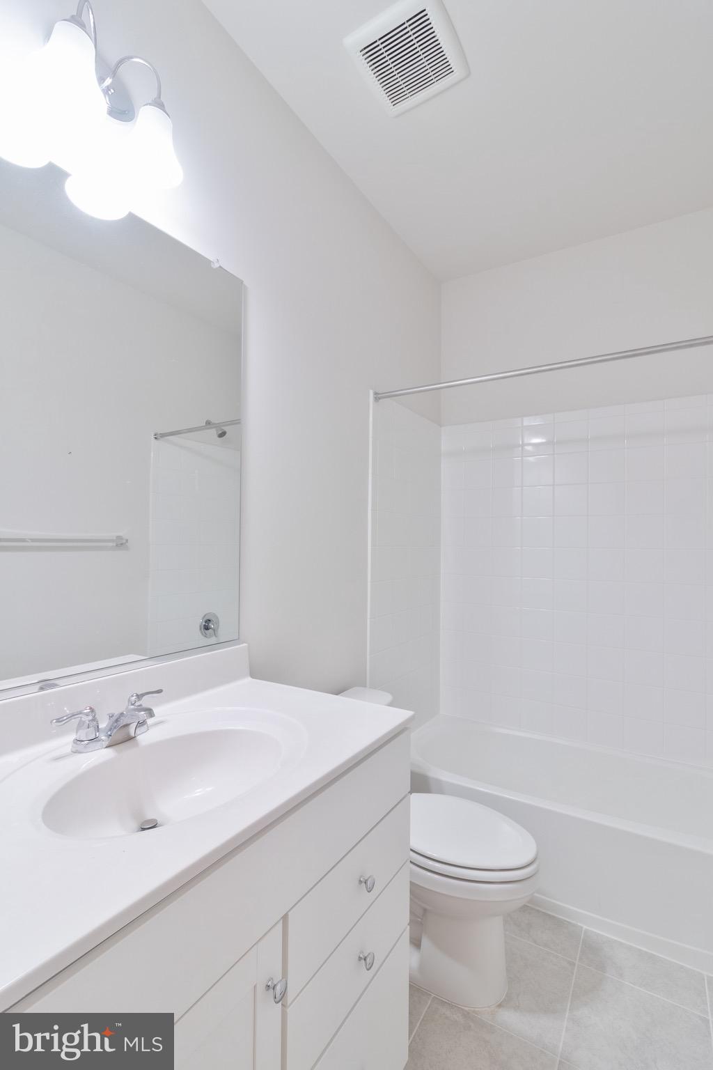 WHITSON WOODS - Residential