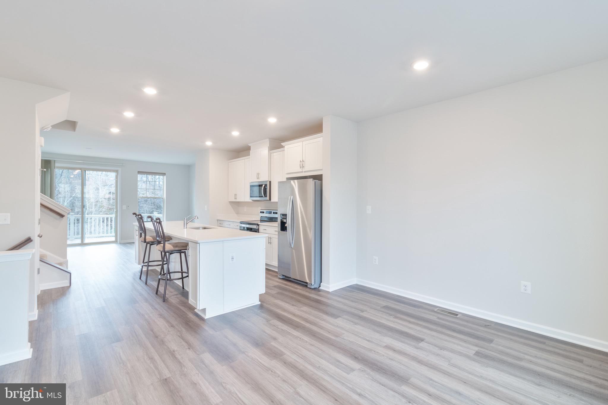 WHITSON WOODS - Residential