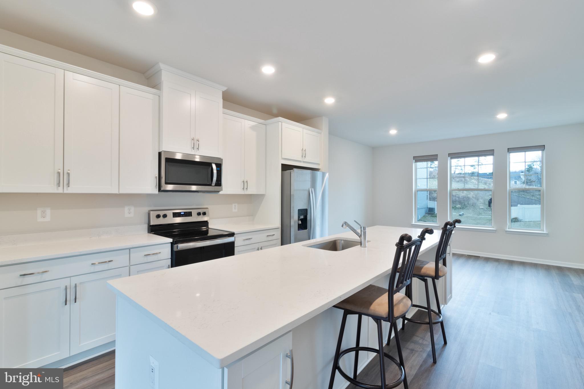 WHITSON WOODS - Residential