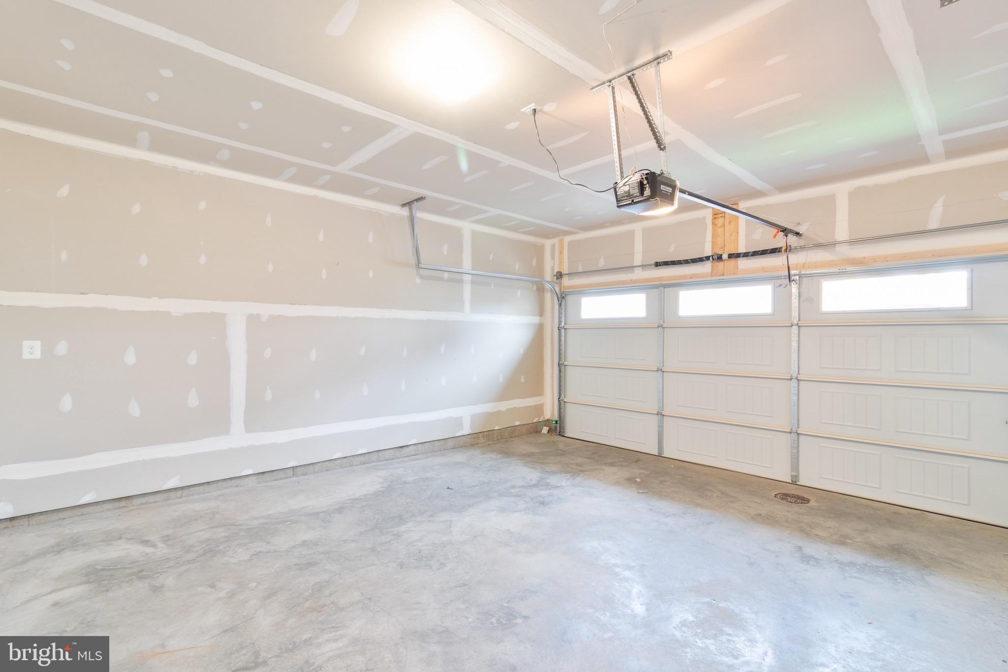 WHITSON WOODS - Residential