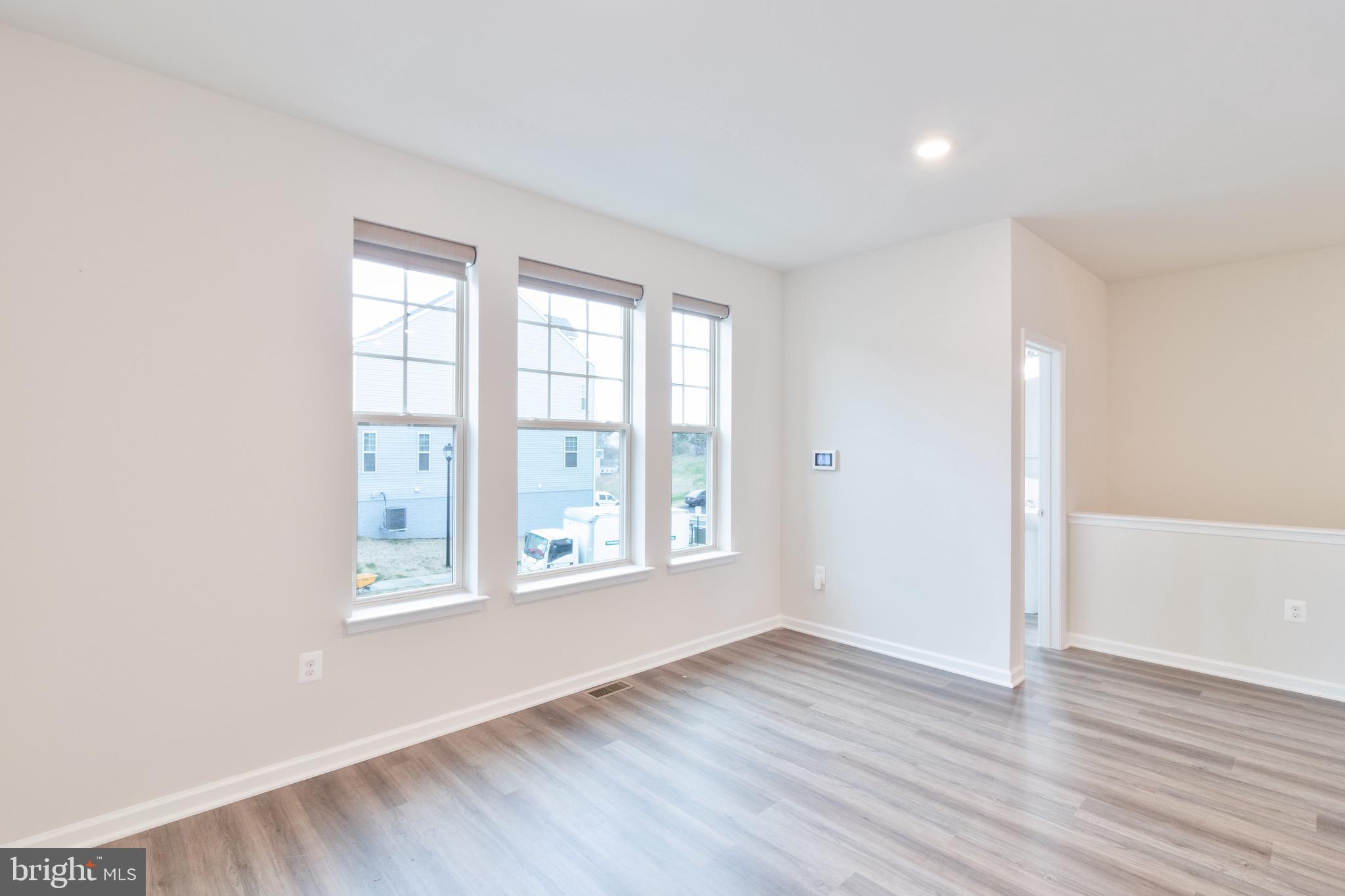 WHITSON WOODS - Residential