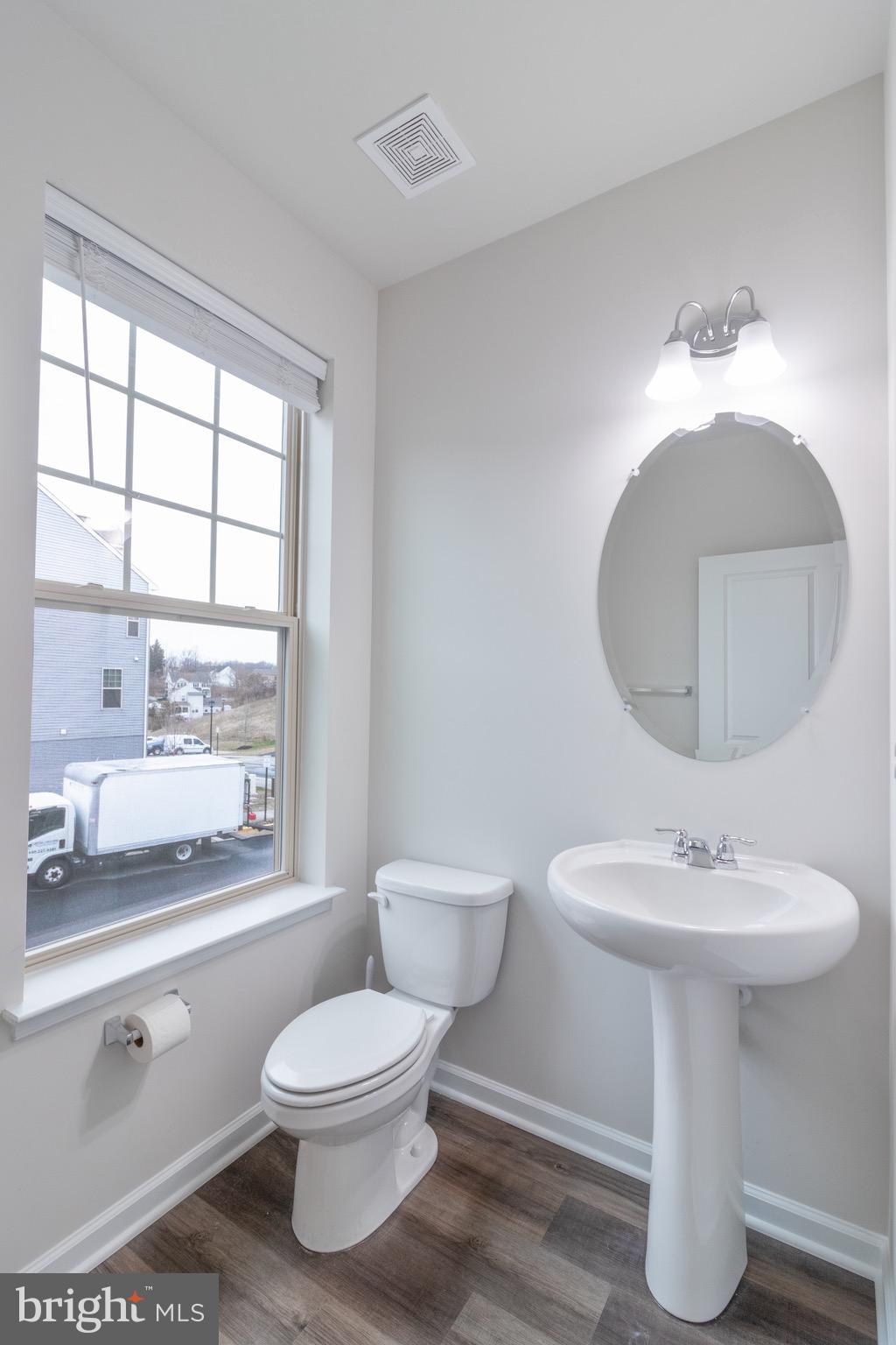 WHITSON WOODS - Residential