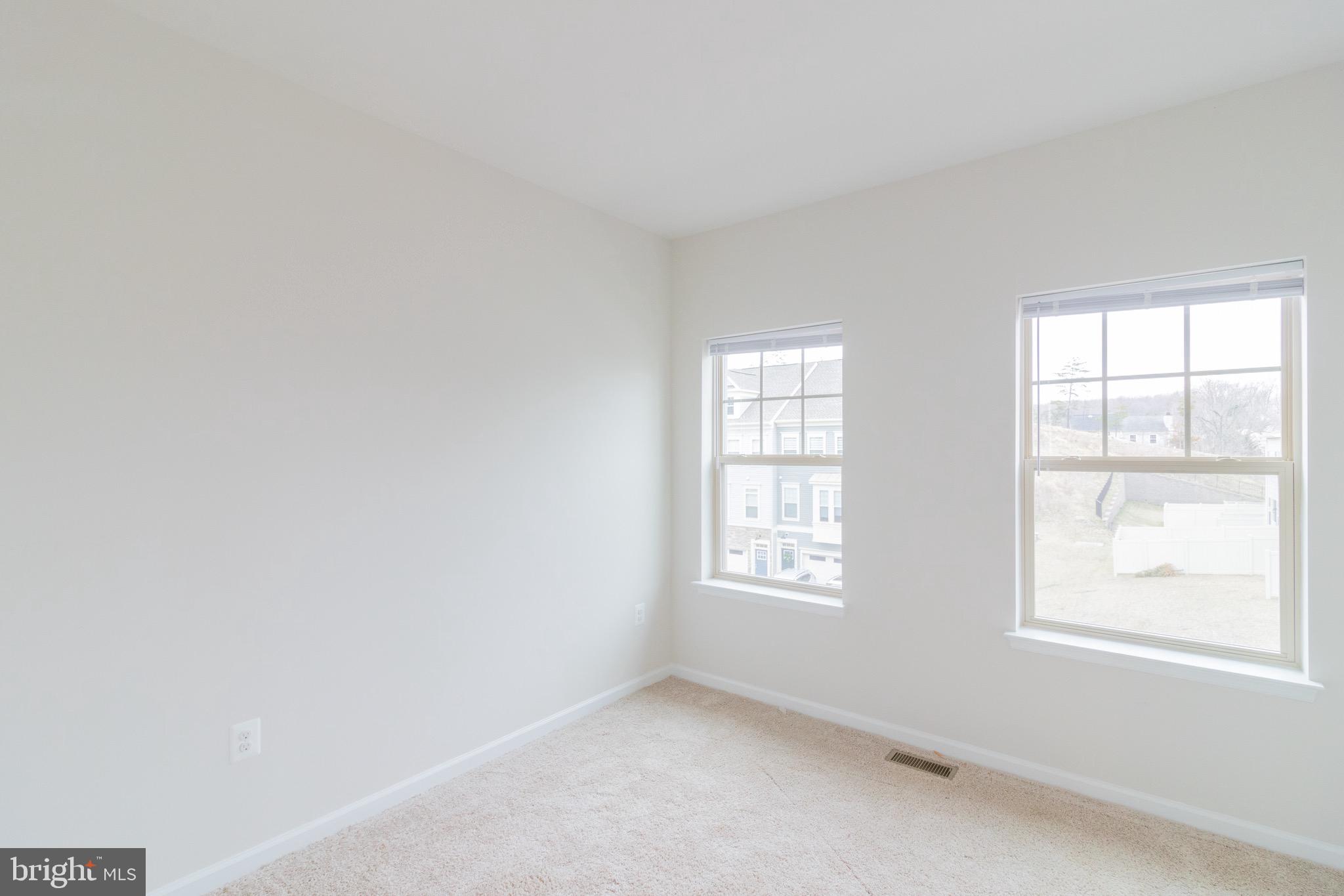 WHITSON WOODS - Residential