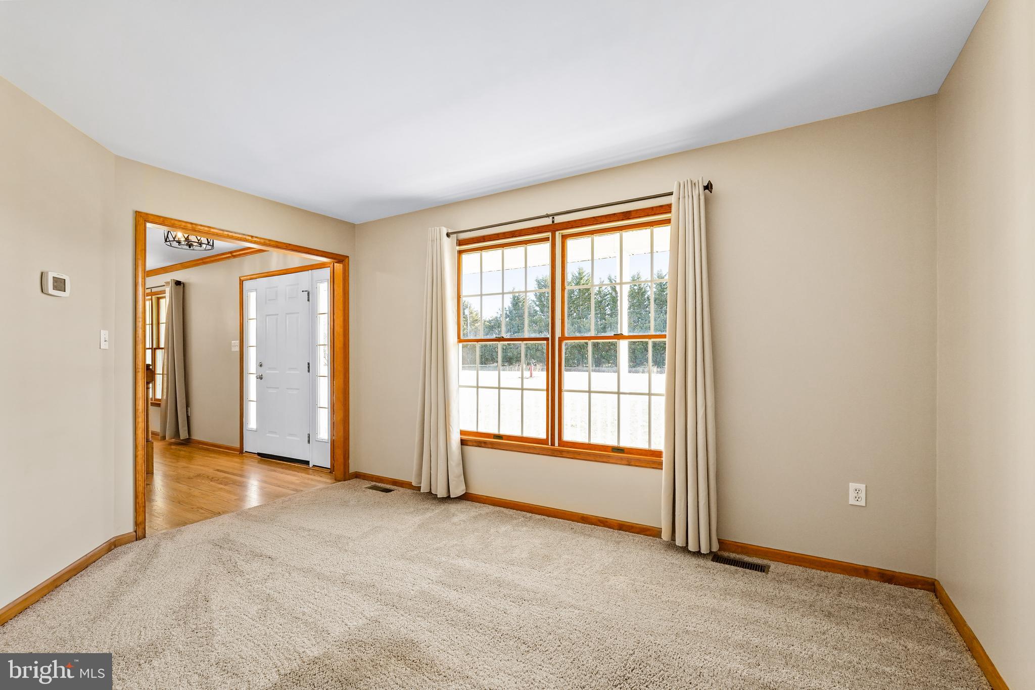 LAKE FOREST ESTATES - Residential