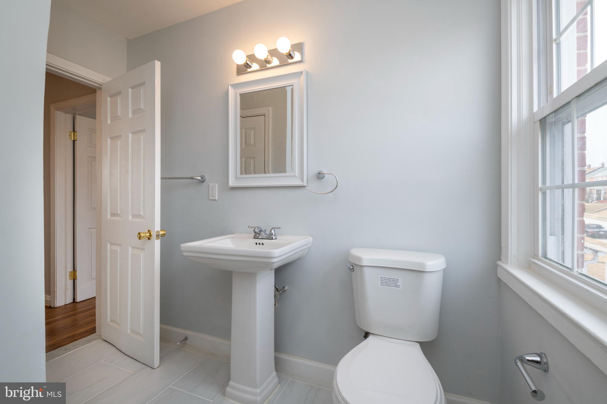 IDLEWOOD - Residential