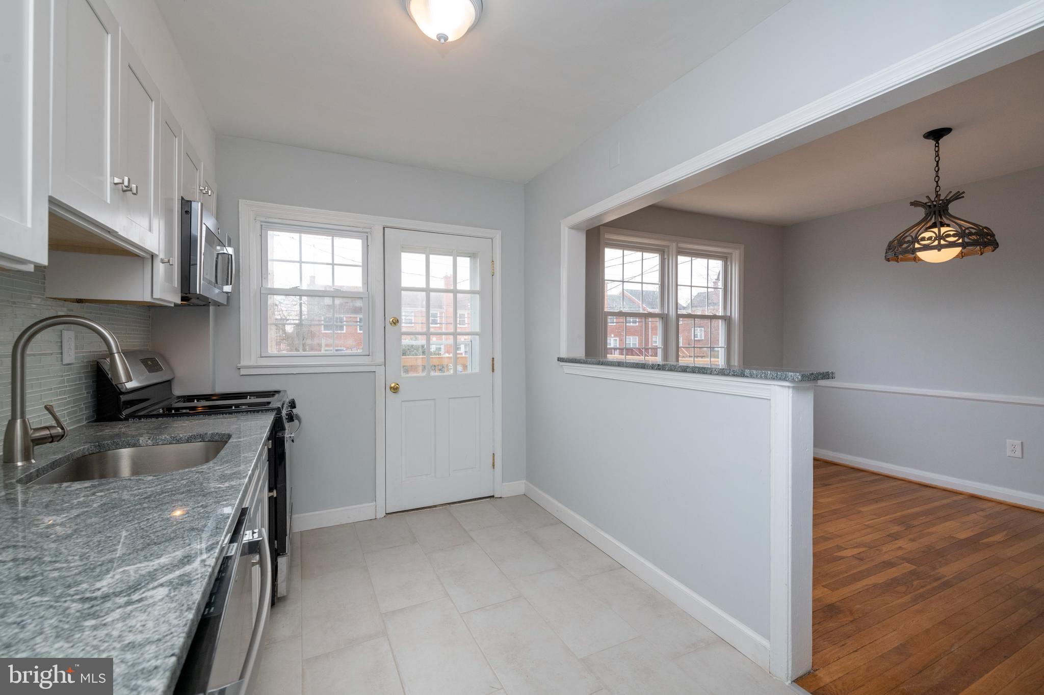 IDLEWOOD - Residential