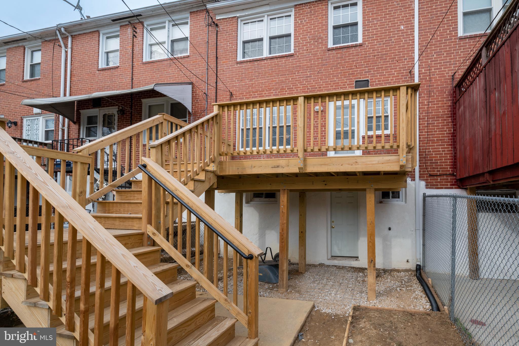 IDLEWOOD - Residential