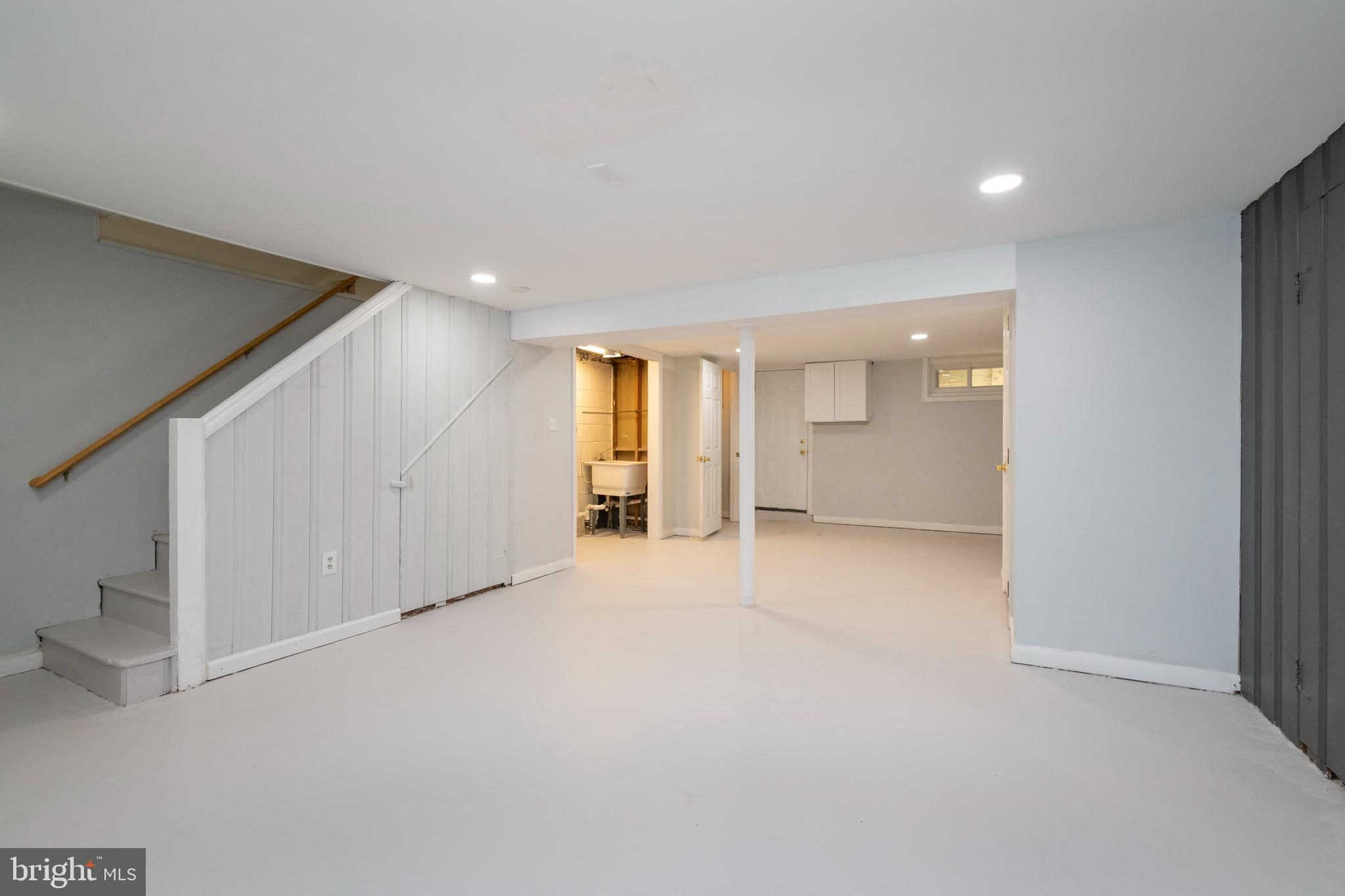 IDLEWOOD - Residential