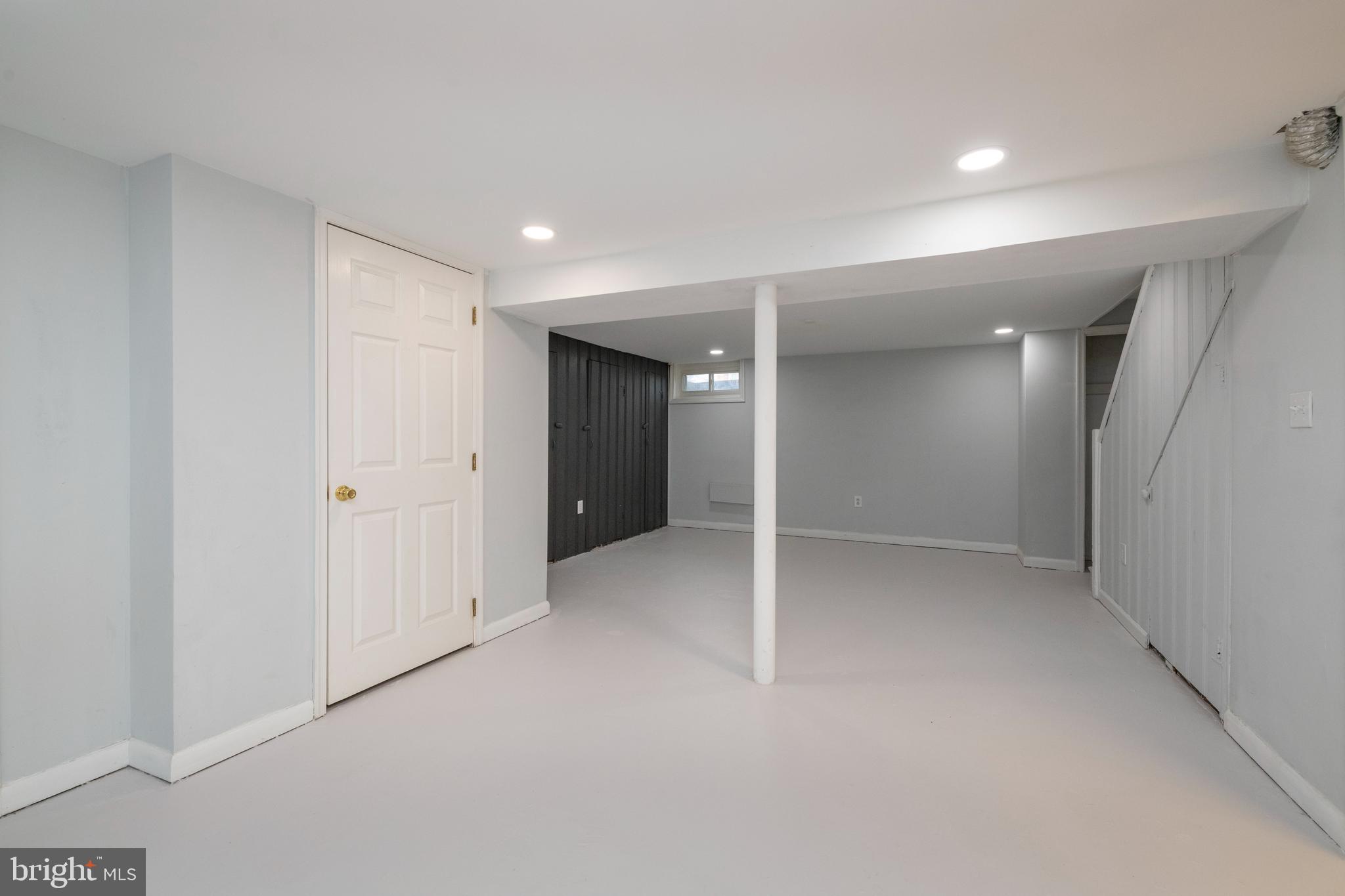 IDLEWOOD - Residential