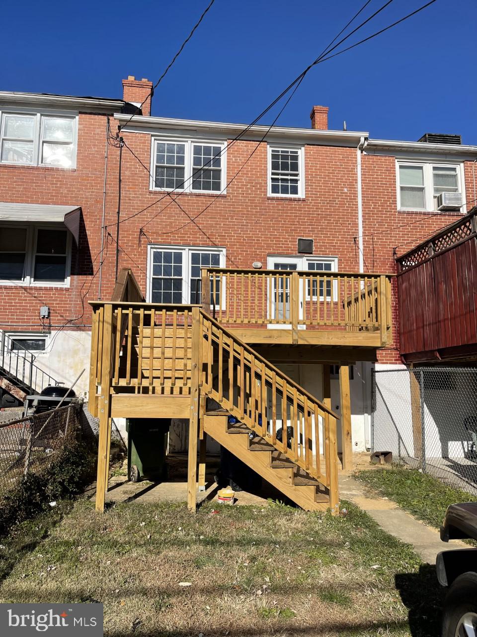 IDLEWOOD - Residential