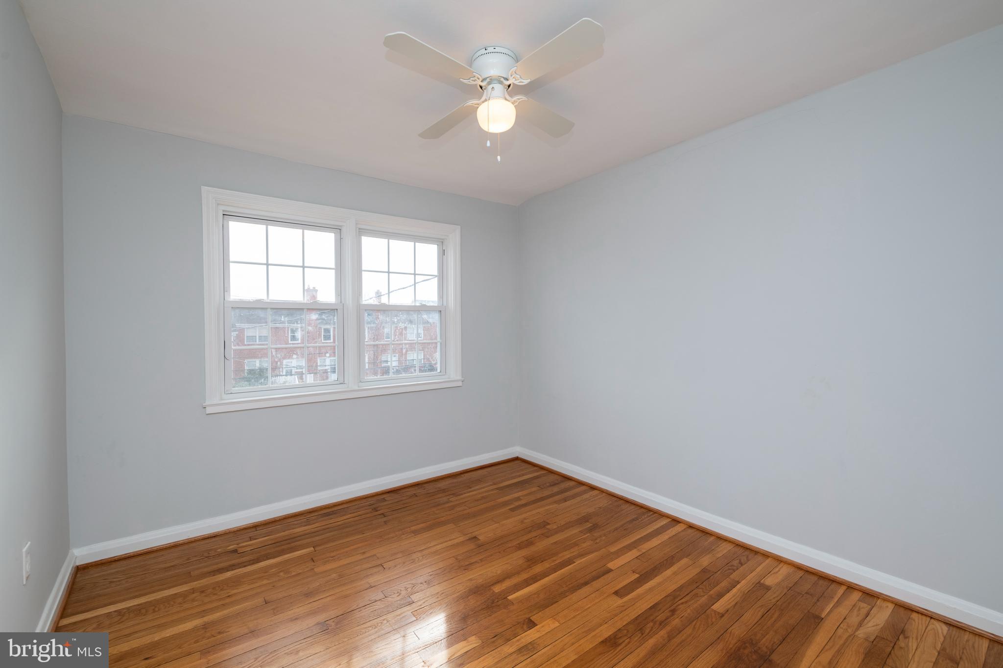 IDLEWOOD - Residential