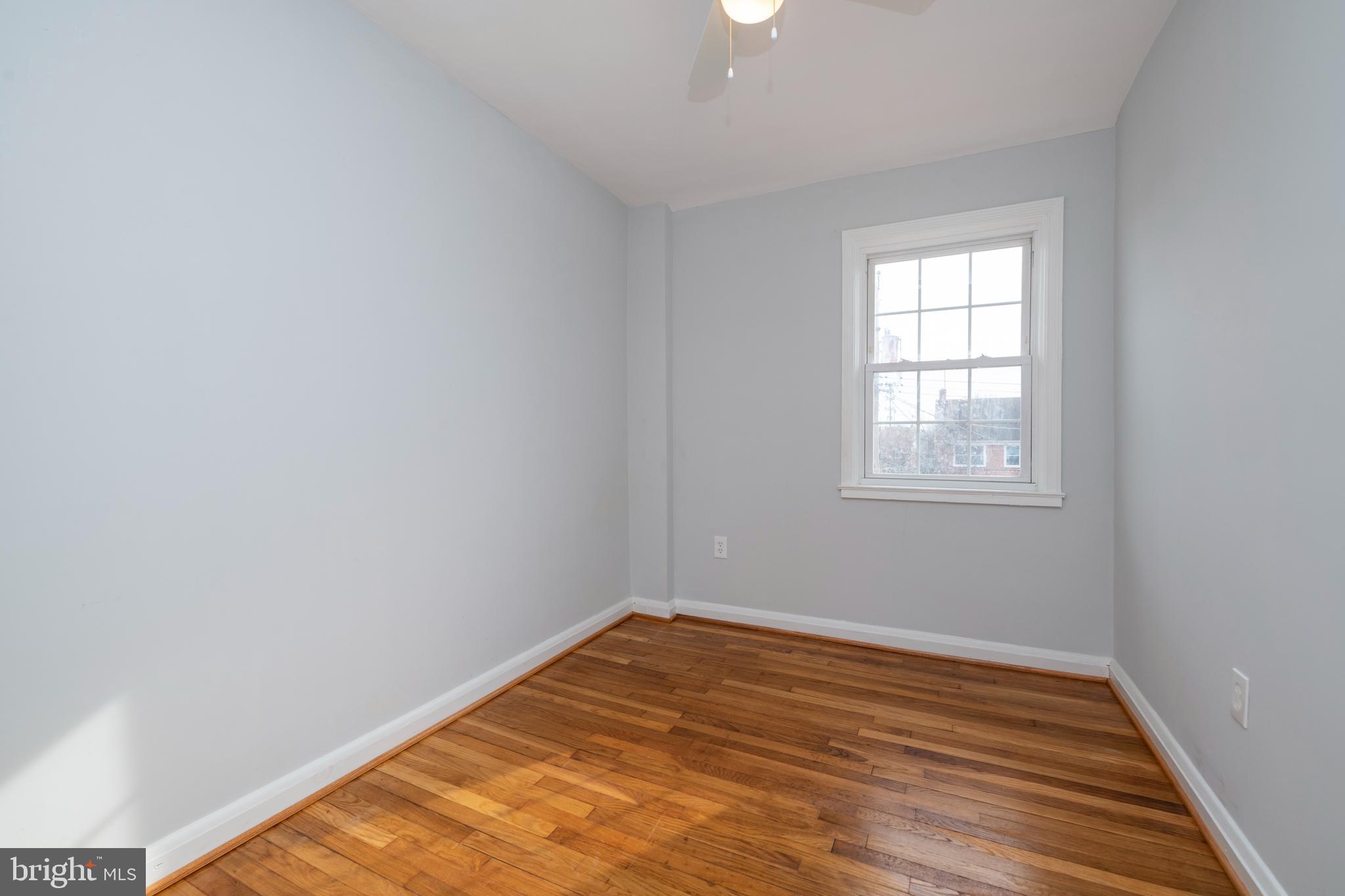 IDLEWOOD - Residential