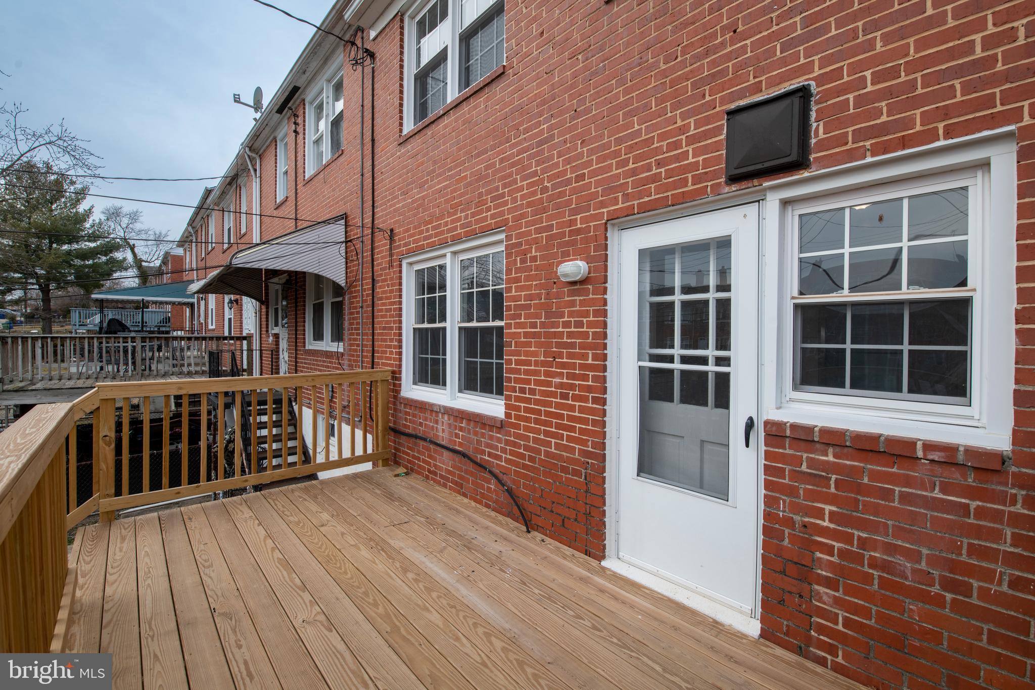 IDLEWOOD - Residential