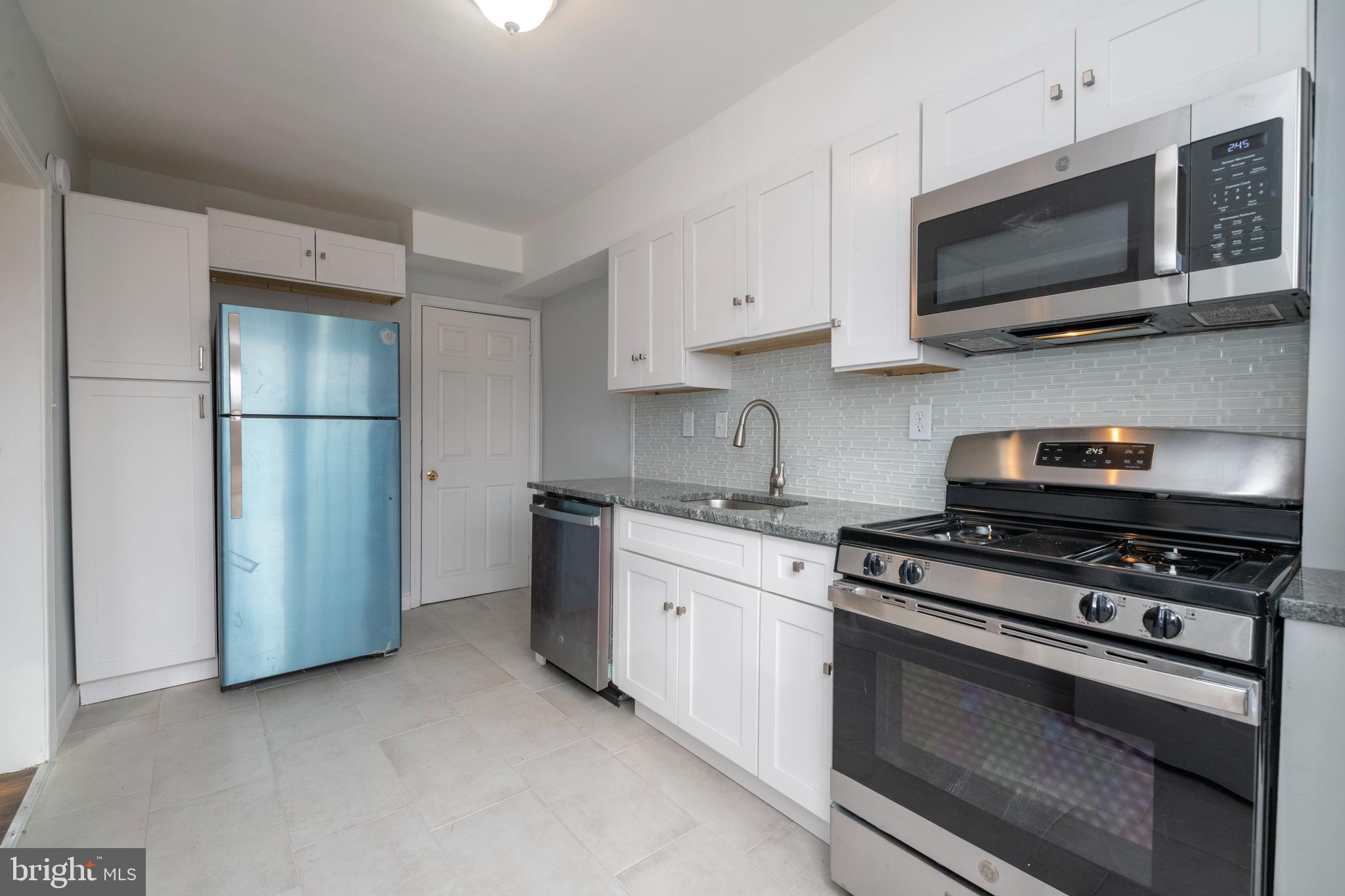 IDLEWOOD - Residential