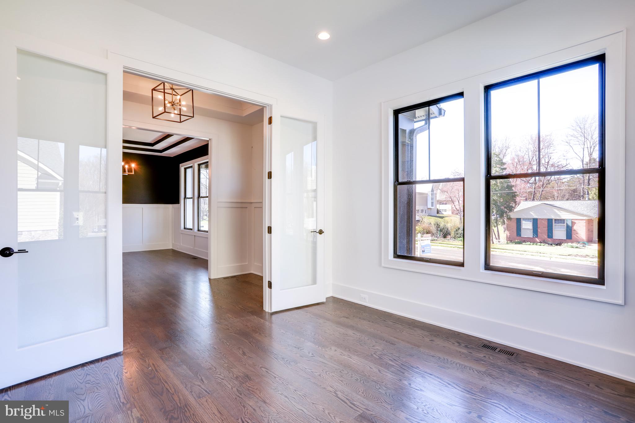 LONGWOOD GROVE - Residential