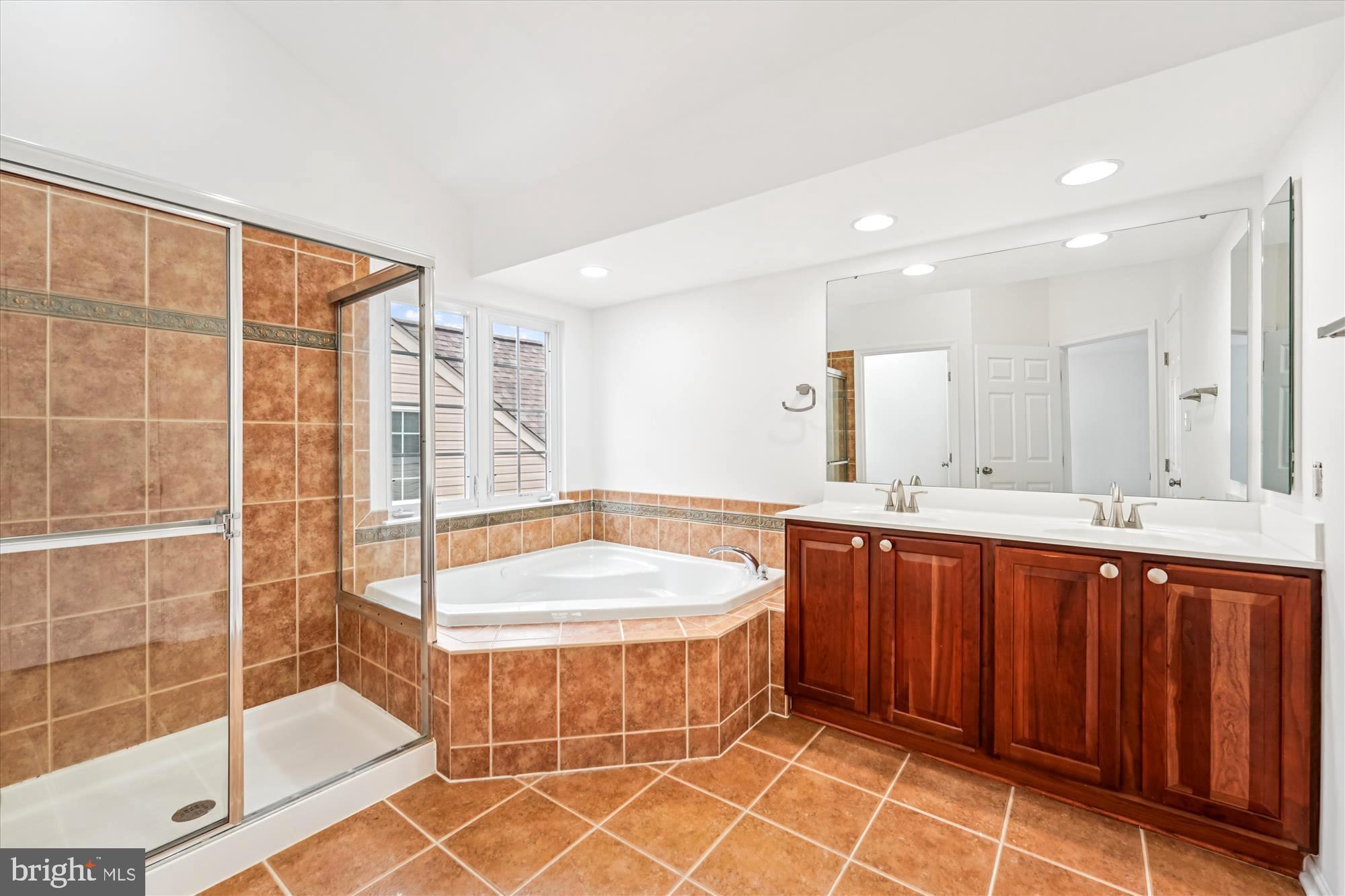 HAMPTON SUB-PLAT 1> - Residential