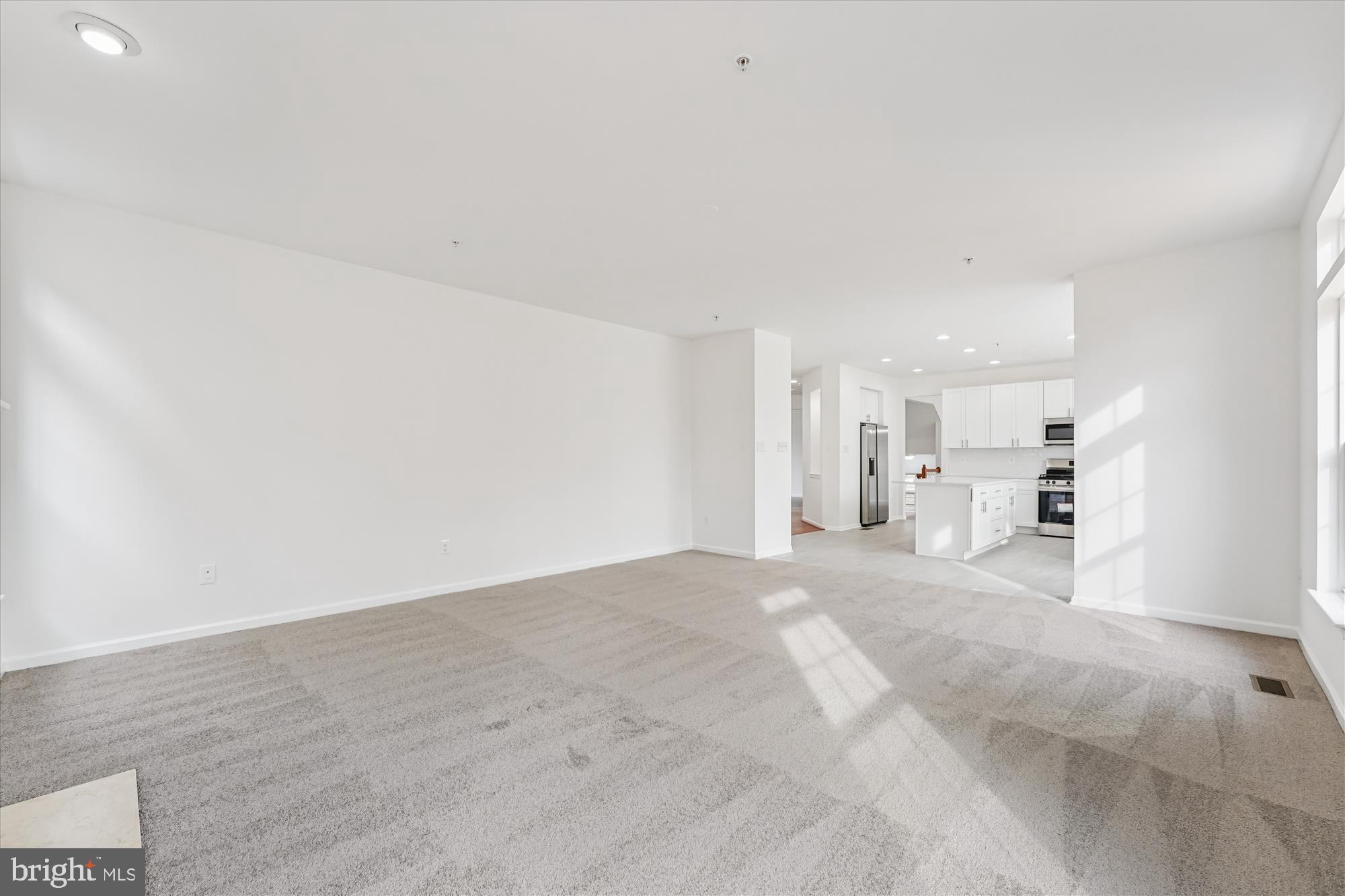 HAMPTON SUB-PLAT 1> - Residential