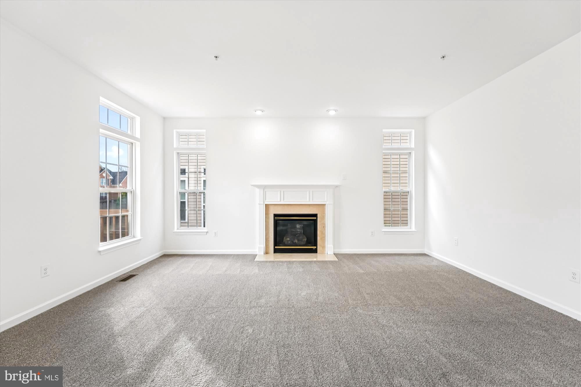 HAMPTON SUB-PLAT 1> - Residential