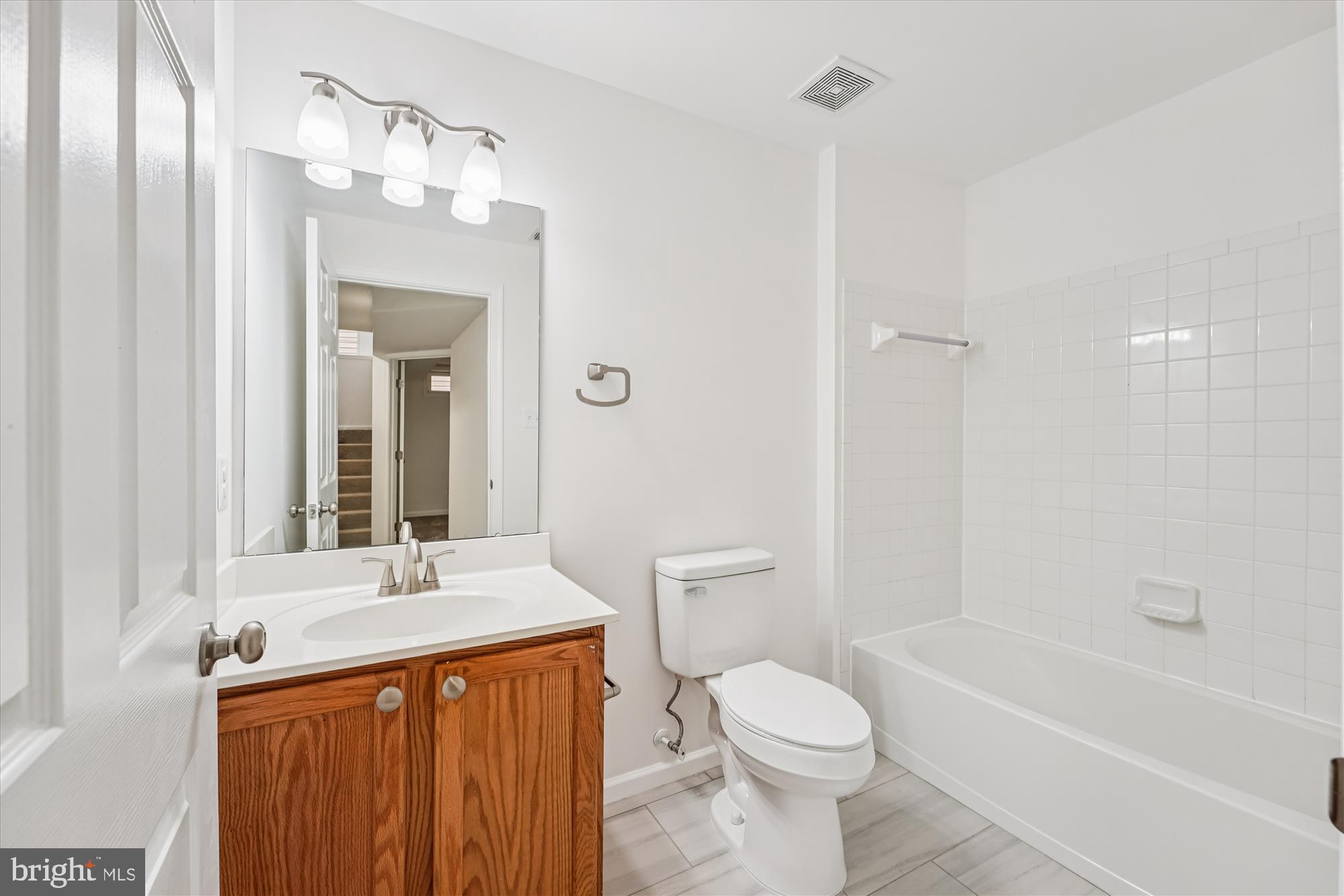 HAMPTON SUB-PLAT 1> - Residential