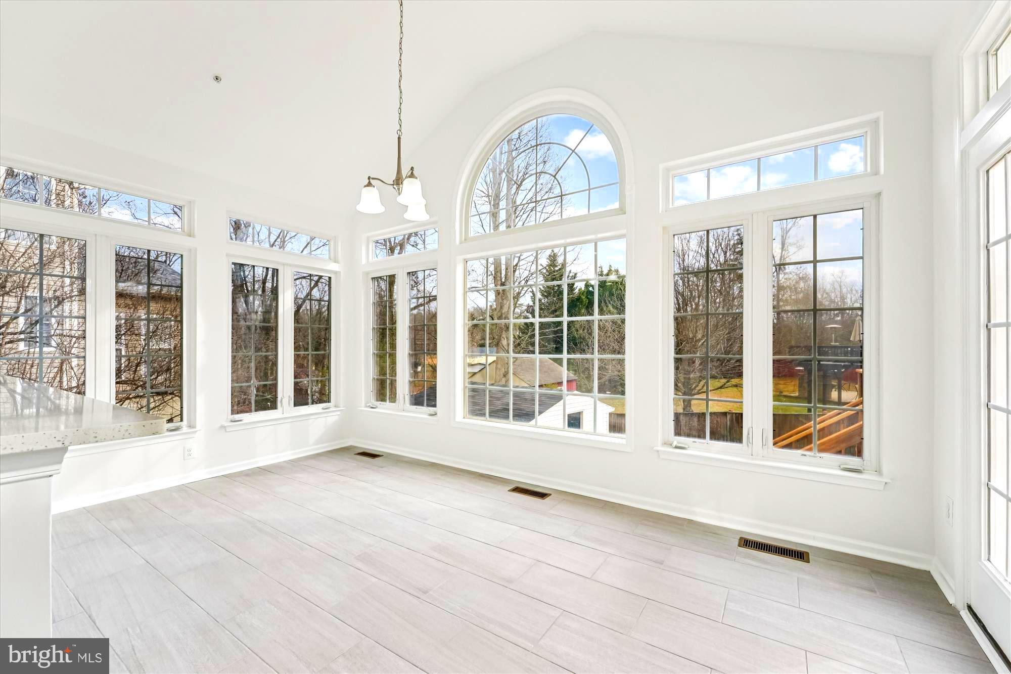 HAMPTON SUB-PLAT 1> - Residential