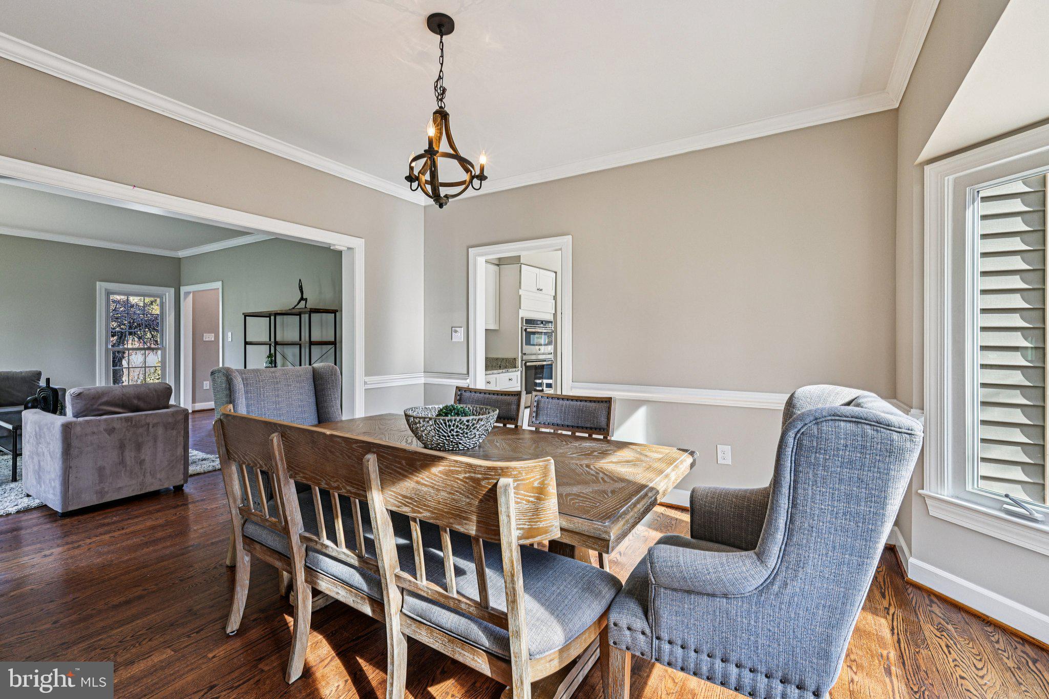 AUTUMN WOODS - Residential