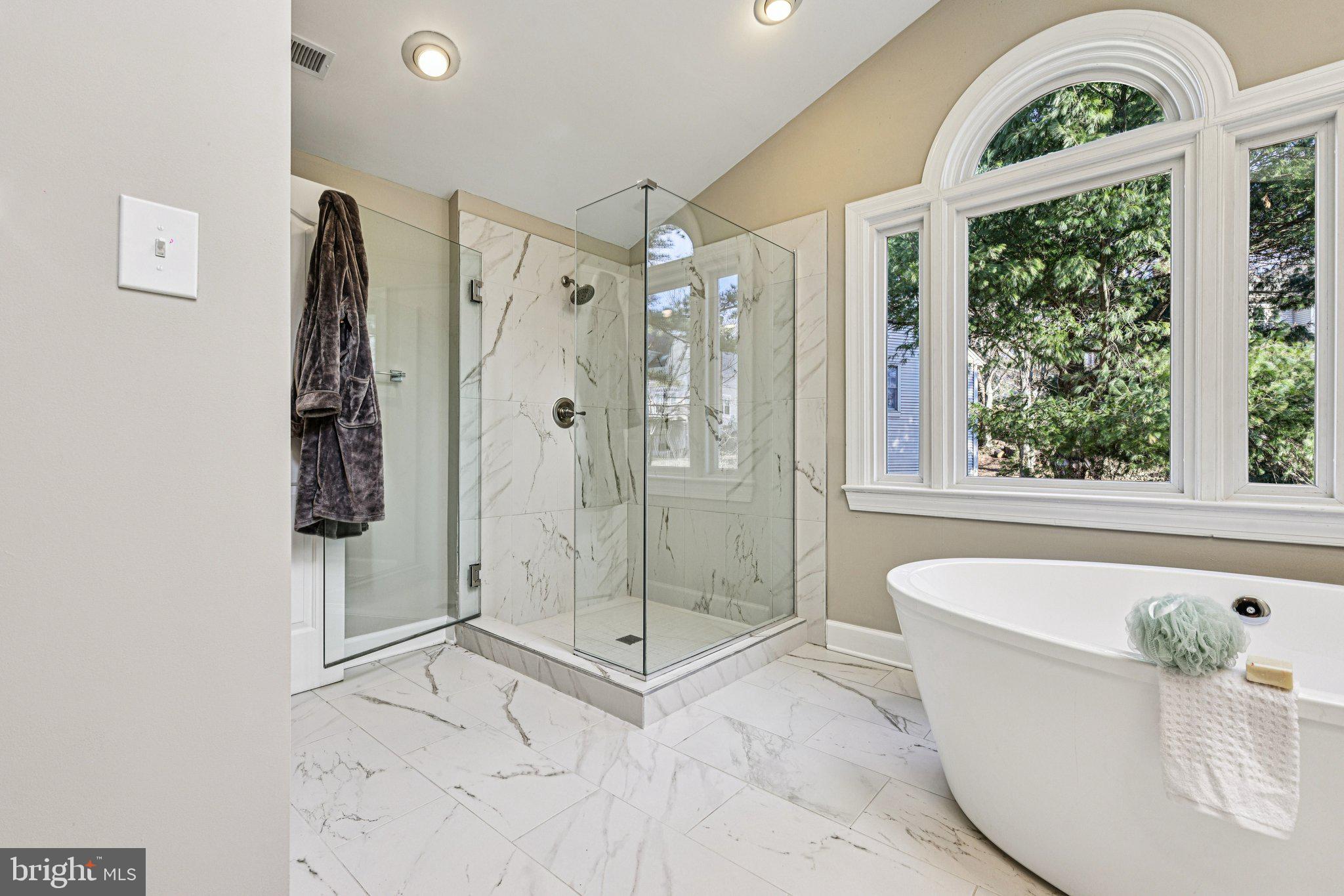 AUTUMN WOODS - Residential