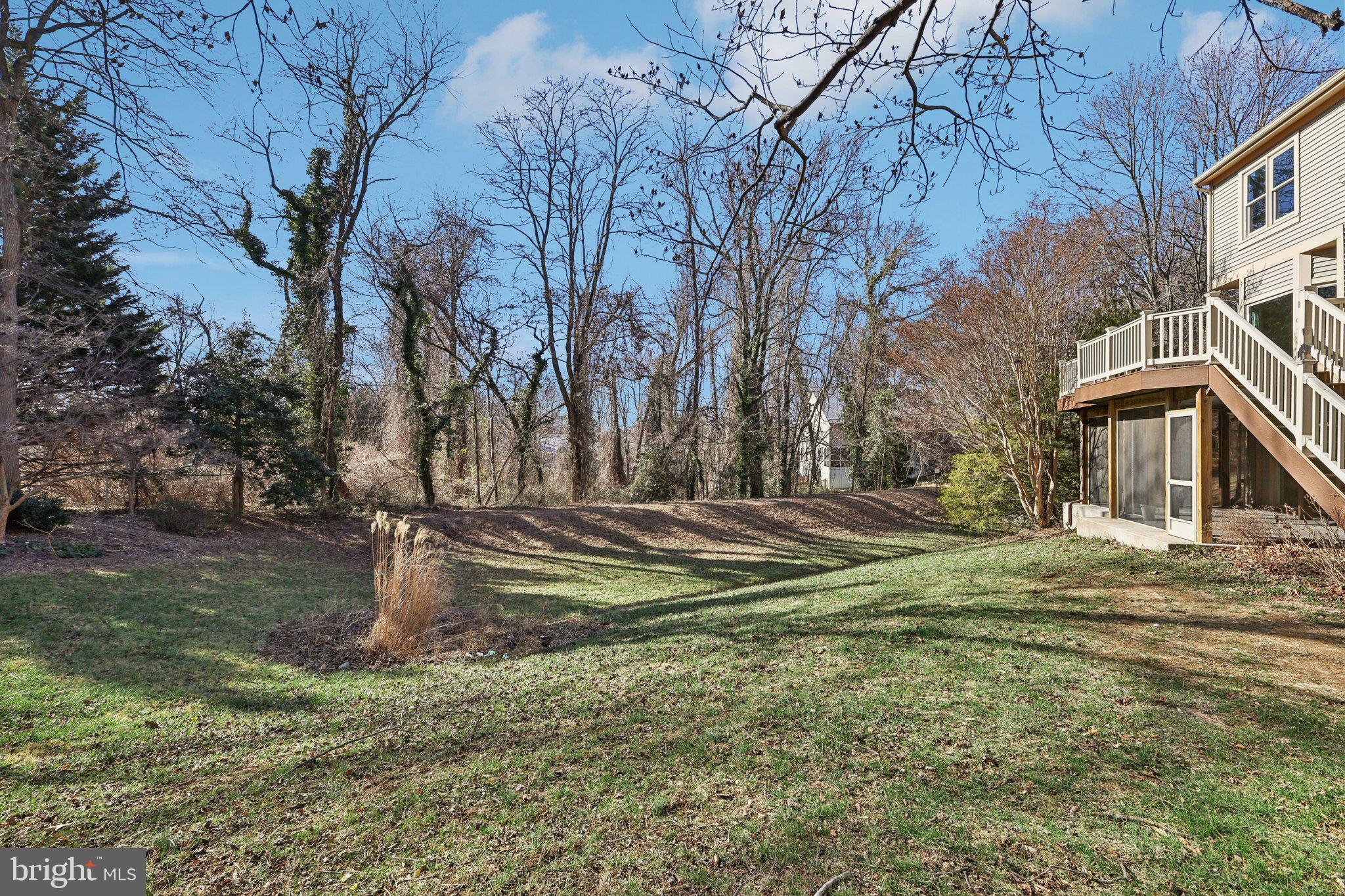 AUTUMN WOODS - Residential