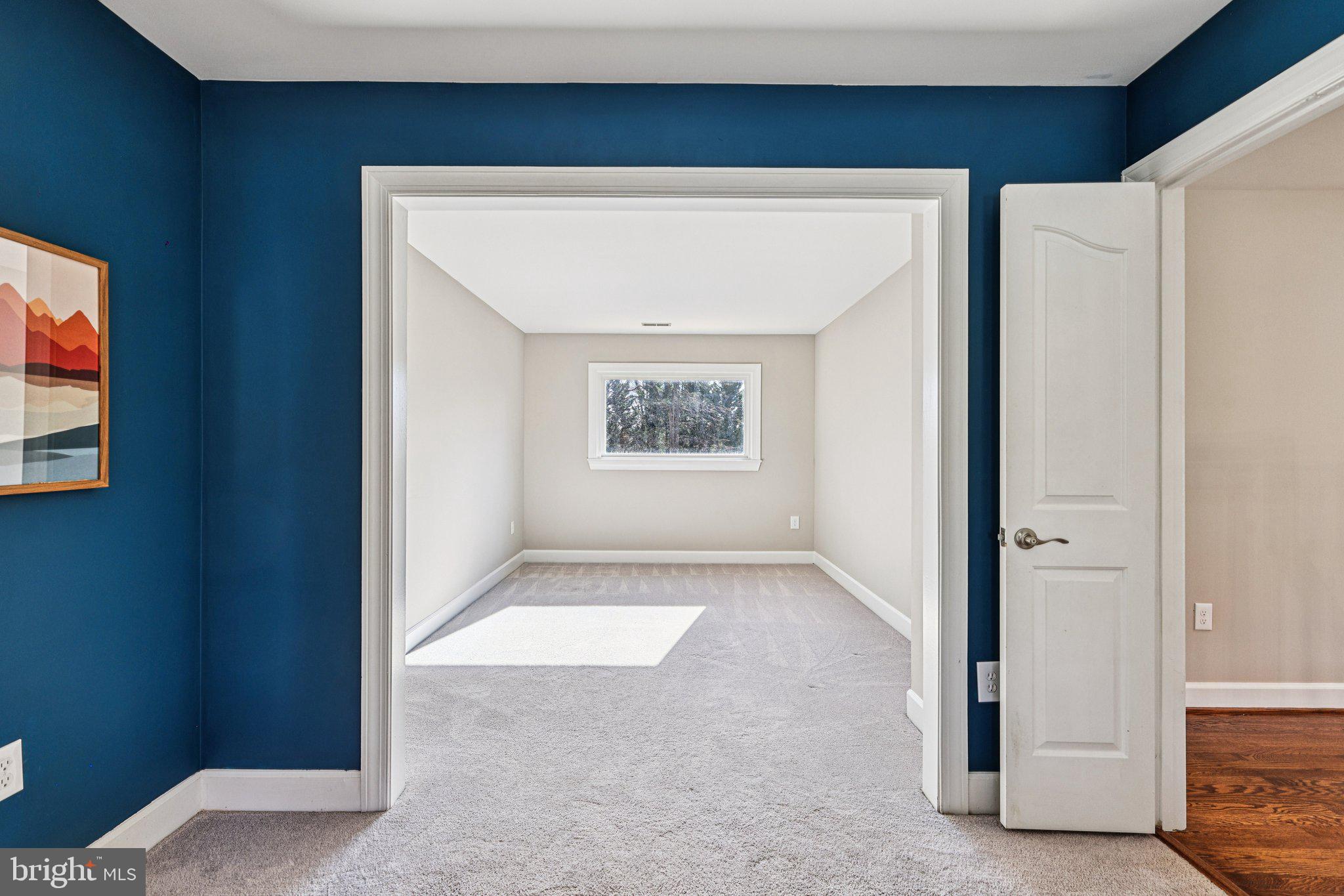 AUTUMN WOODS - Residential