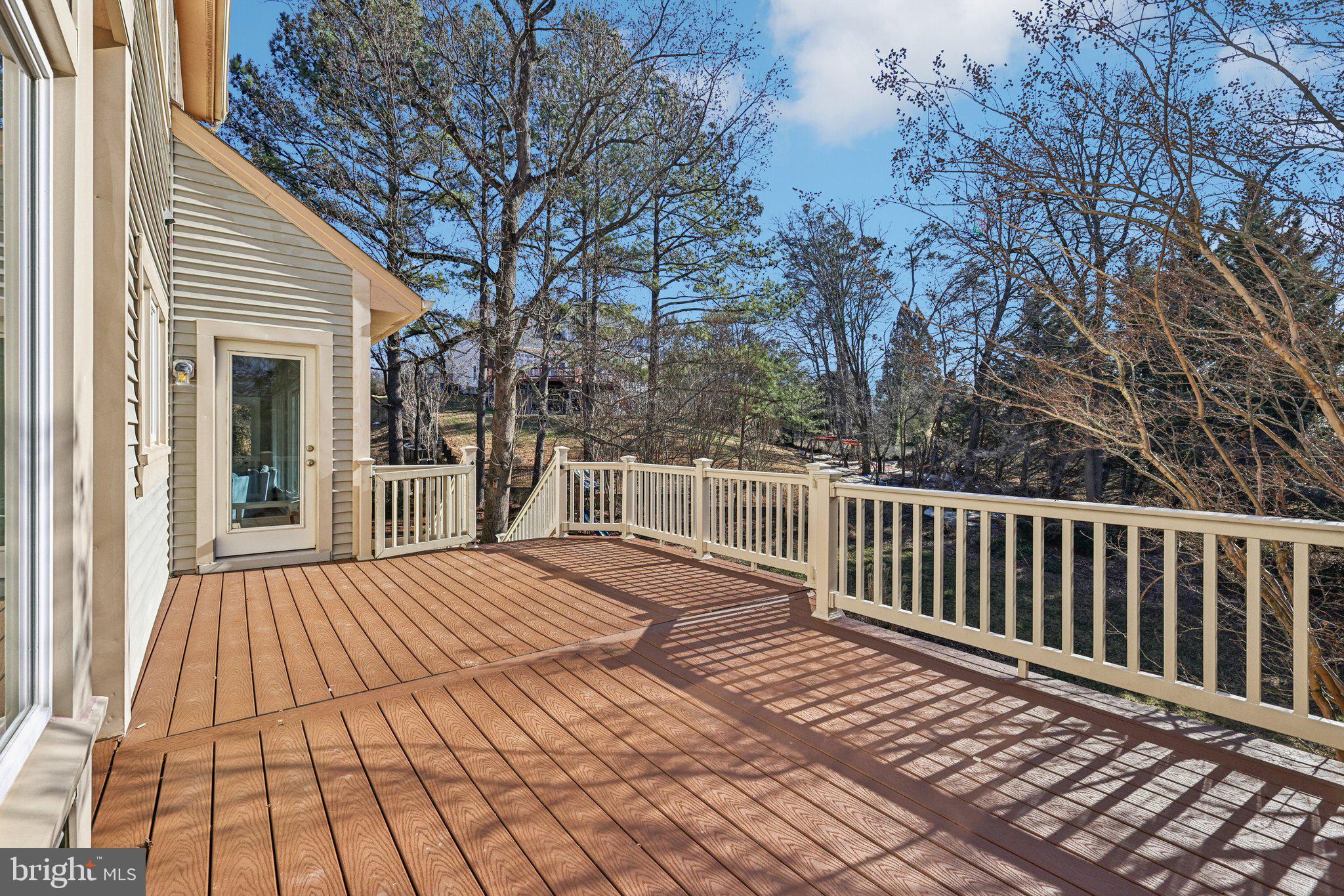 AUTUMN WOODS - Residential