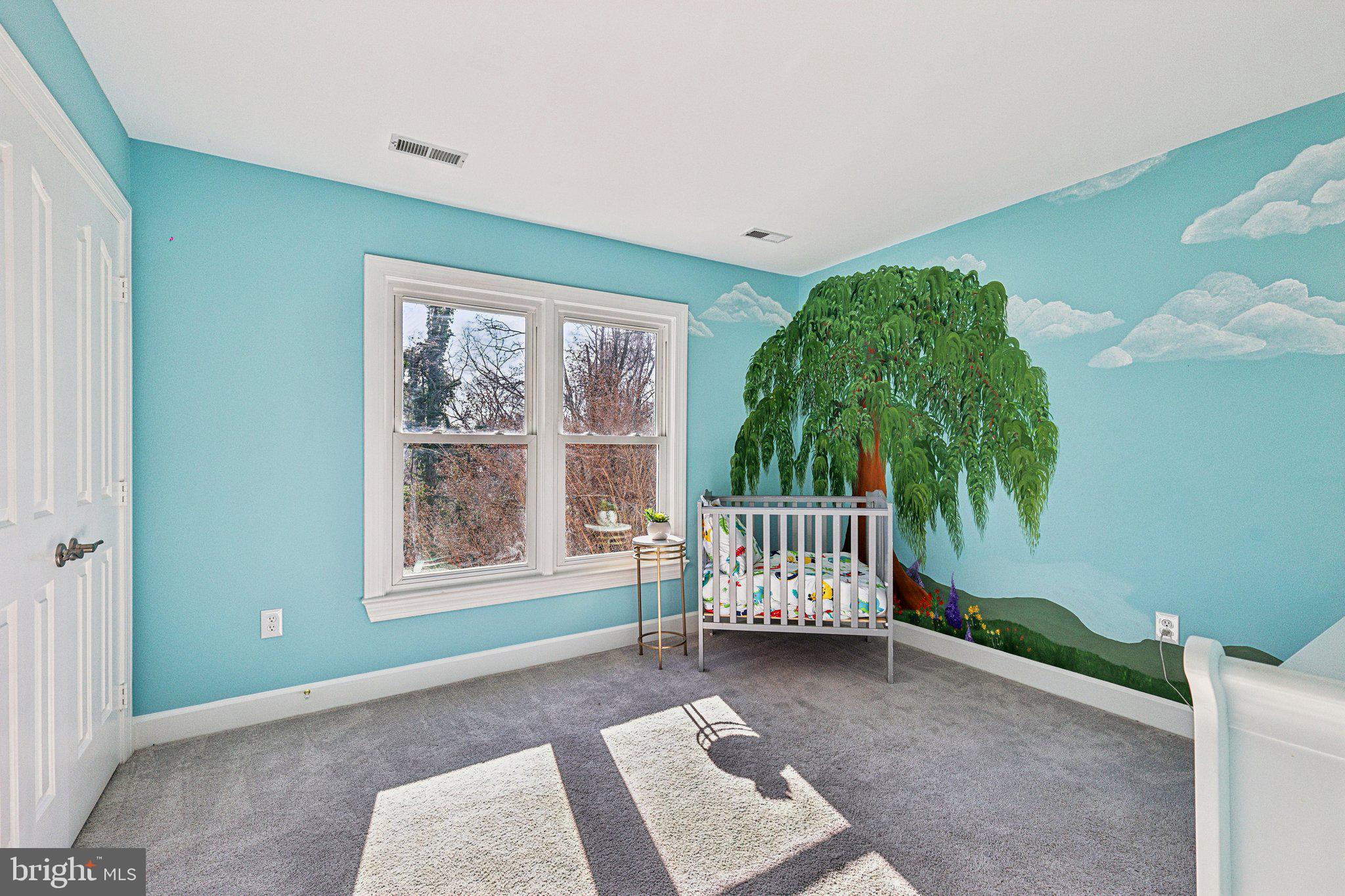 AUTUMN WOODS - Residential