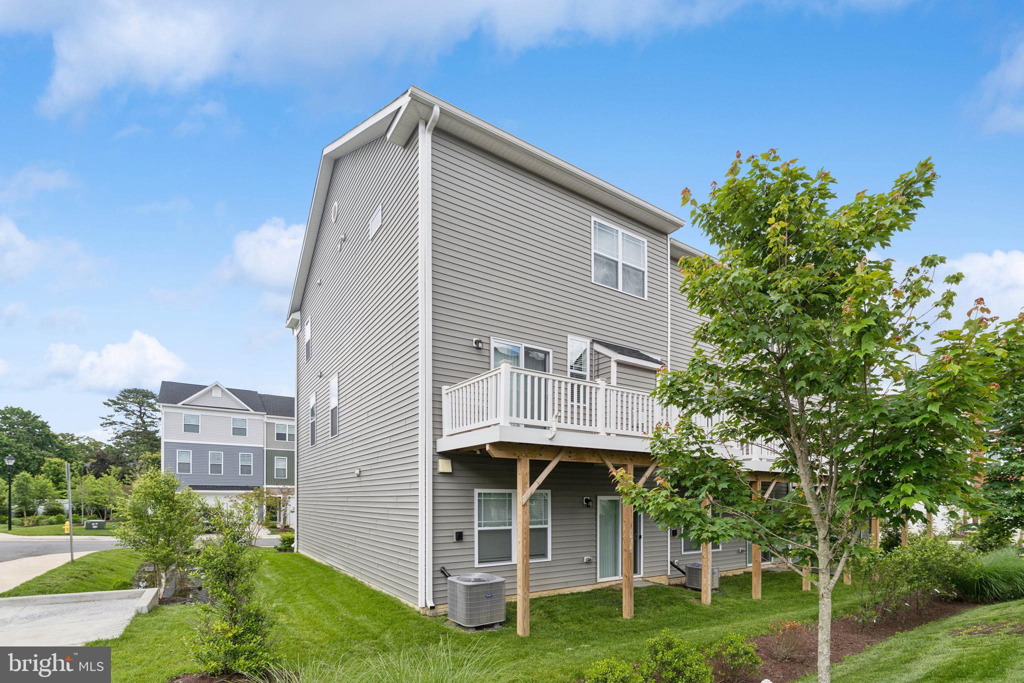 PARKE WEST - Residential