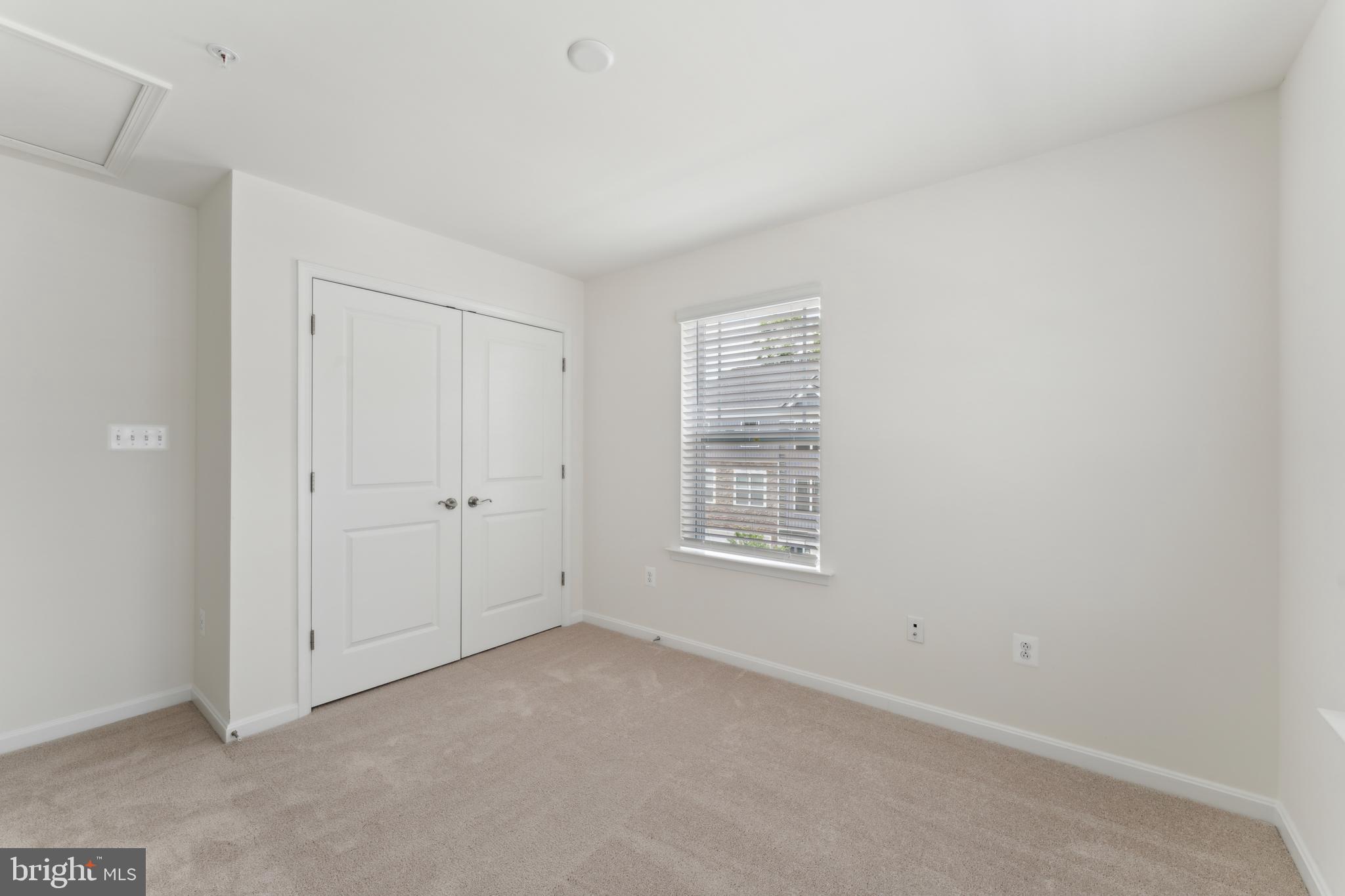 PARKE WEST - Residential